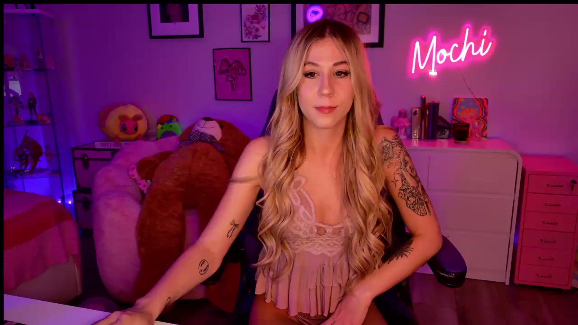 Gallery image thumbnail from Mochi's myfreecams stream on, 06/11/2026, 06:43 image 5 of 20
