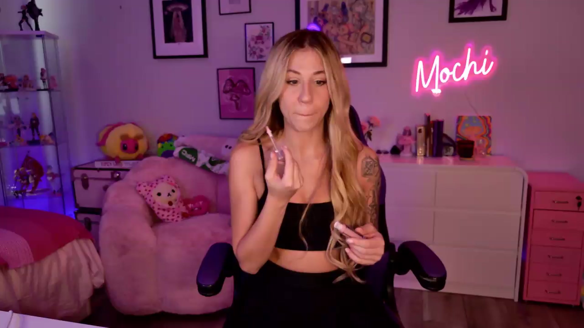 Gallery image thumbnail from Mochi's myfreecams stream on, 06/25/2026, 20:58 image 13 of 20