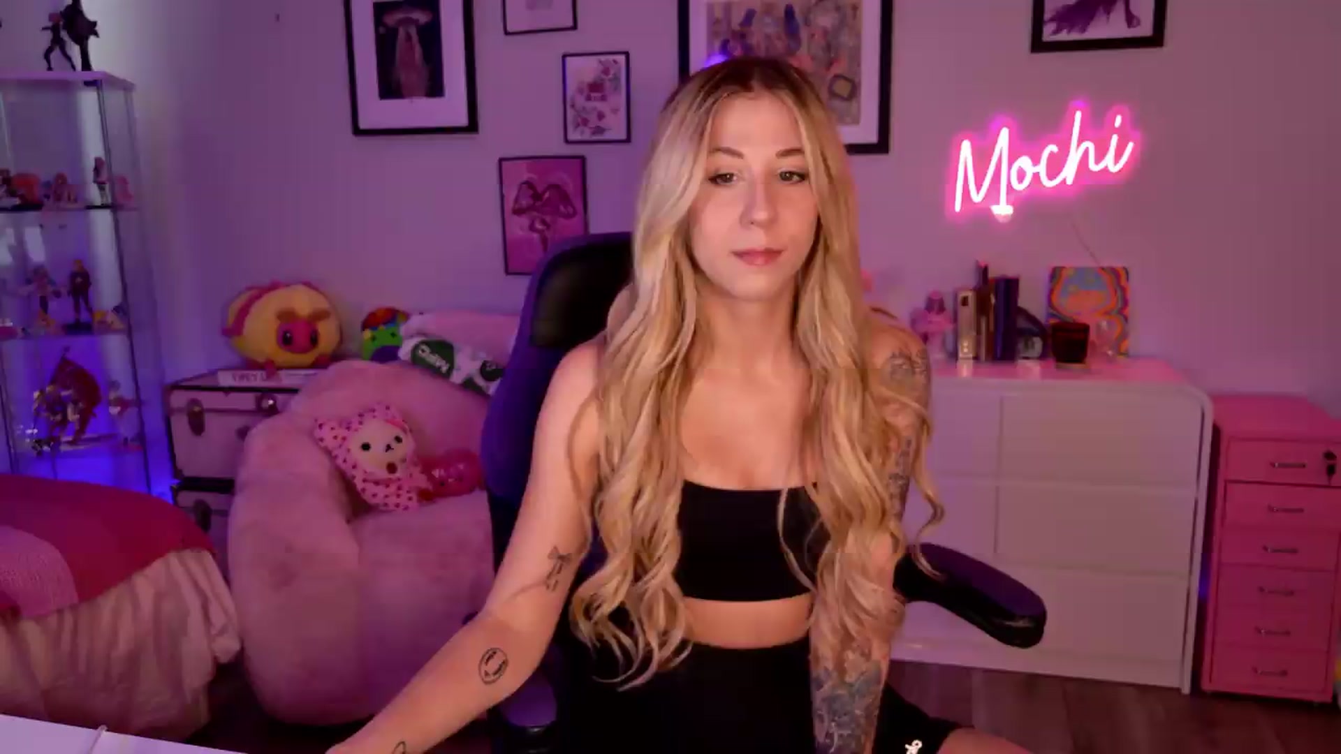 Gallery image thumbnail from Mochi's myfreecams stream on, 06/25/2026, 20:58 image 14 of 20
