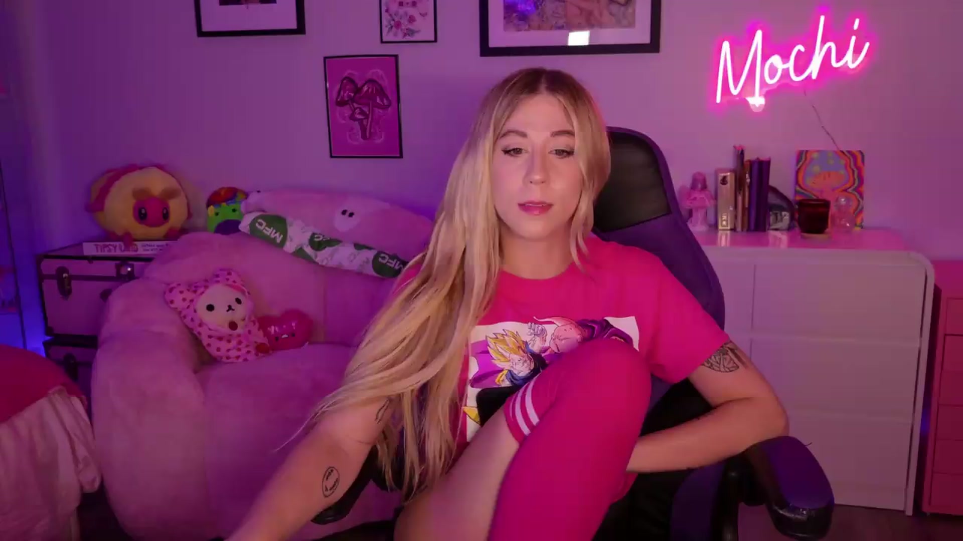 Gallery image thumbnail from Mochi's myfreecams stream on, 06/28/2026, 07:06 image 11 of 20
