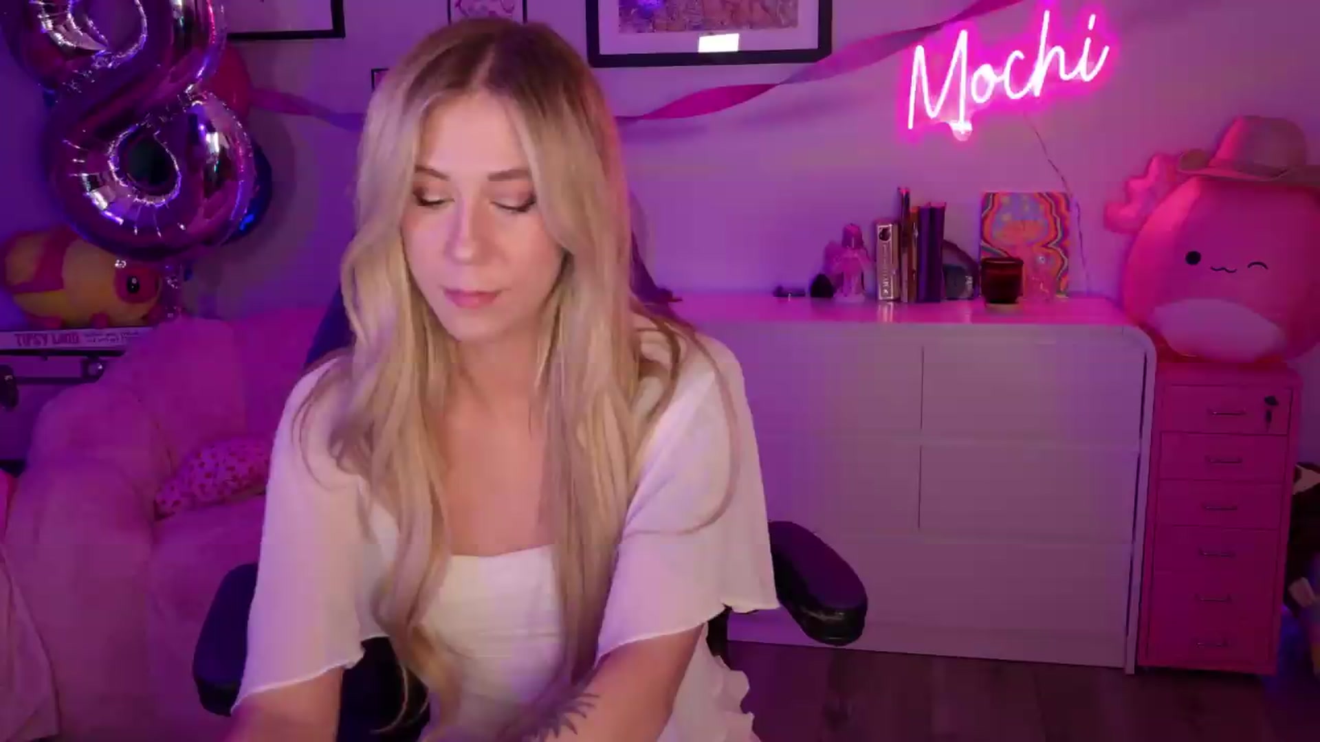 Gallery image thumbnail from Mochi's myfreecams stream on, 07/01/2026, 10:30 image 2 of 20
