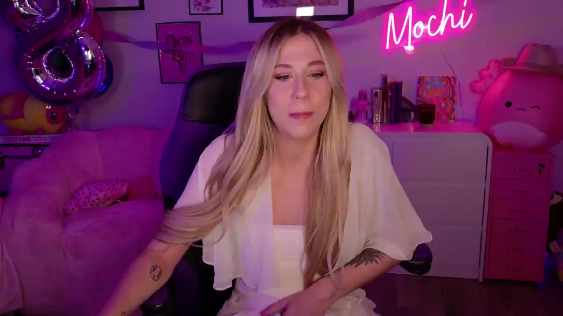 Gallery image thumbnail from Mochi's myfreecams stream on, 07/01/2026, 10:30 image 9 of 20