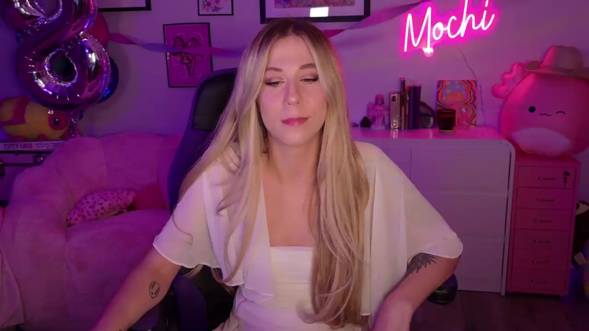 Gallery image thumbnail from Mochi's myfreecams stream on, 07/01/2026, 10:30 image 10 of 20