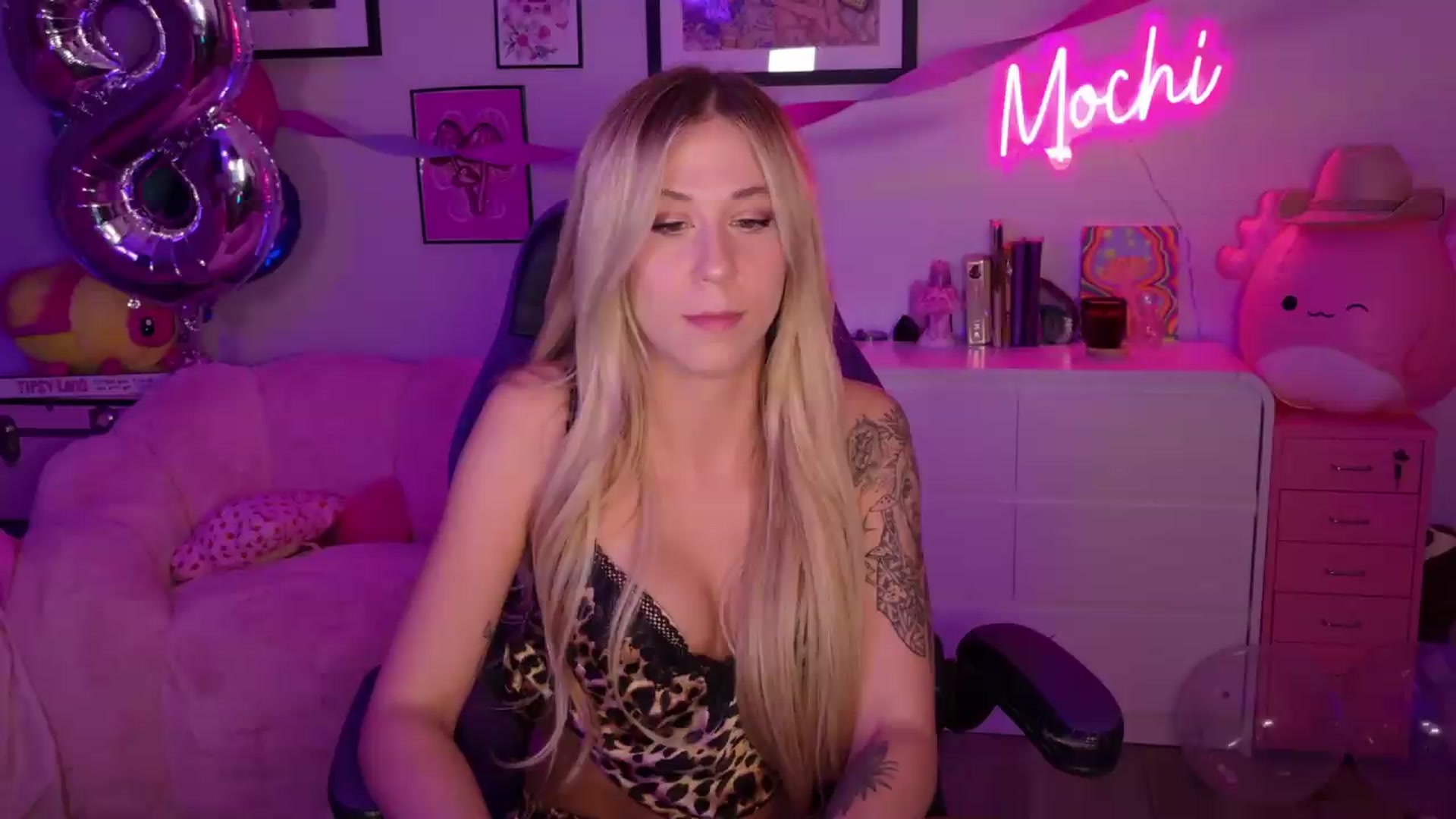 Gallery image thumbnail from Mochi's myfreecams stream on, 07/01/2026, 12:23 image 1 of 20
