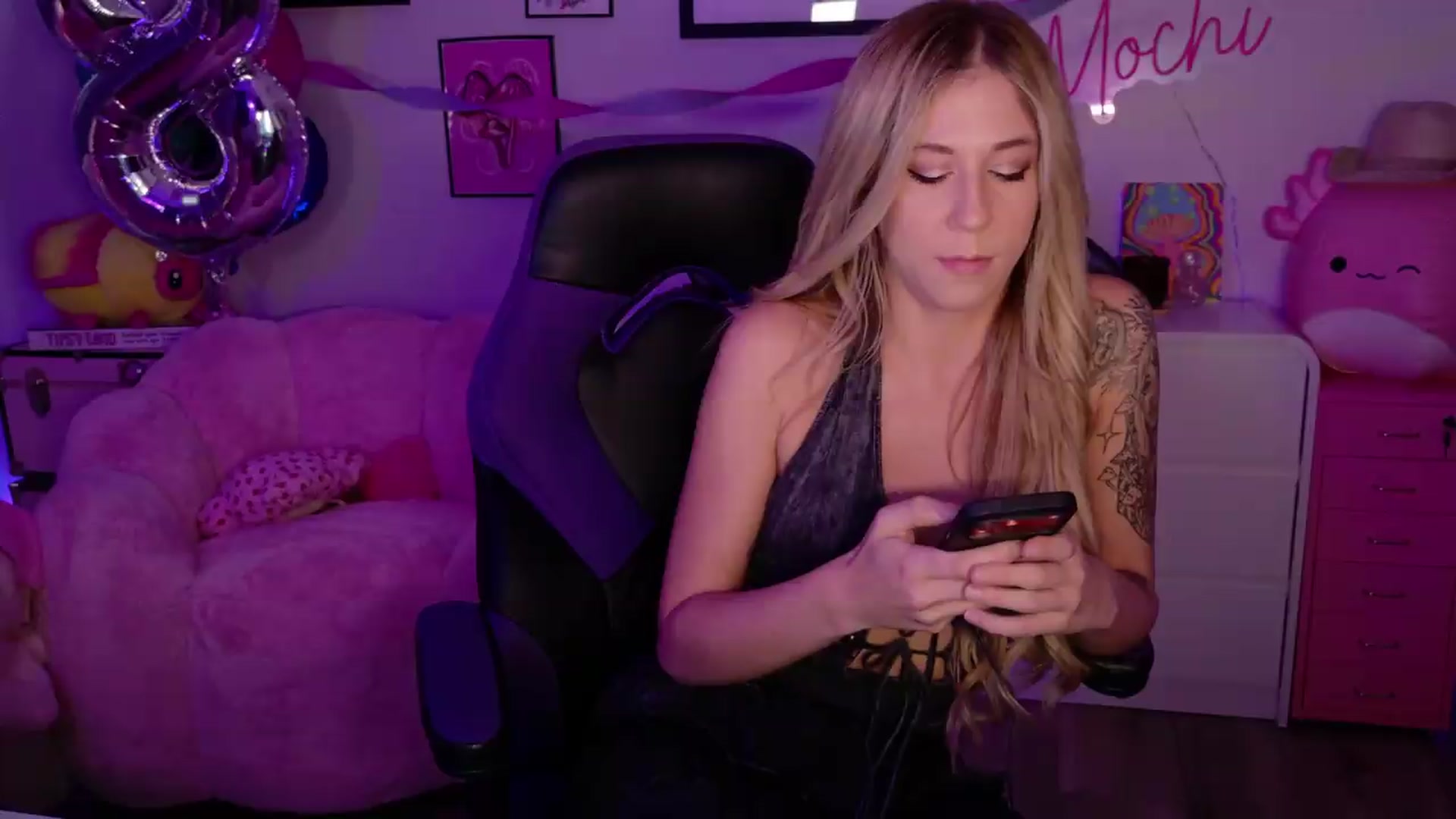 Gallery image thumbnail from Mochi's myfreecams stream on, 07/02/2026, 01:41 image 14 of 20