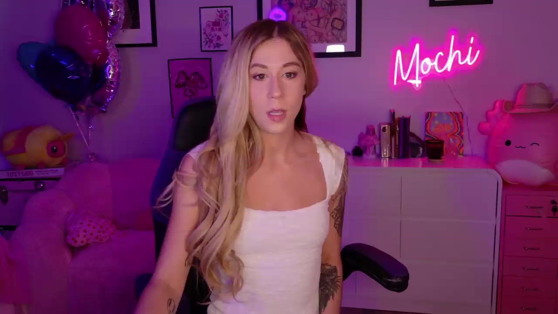 Gallery image thumbnail from Mochi's myfreecams stream on, 07/03/2026, 22:39 image 1 of 20