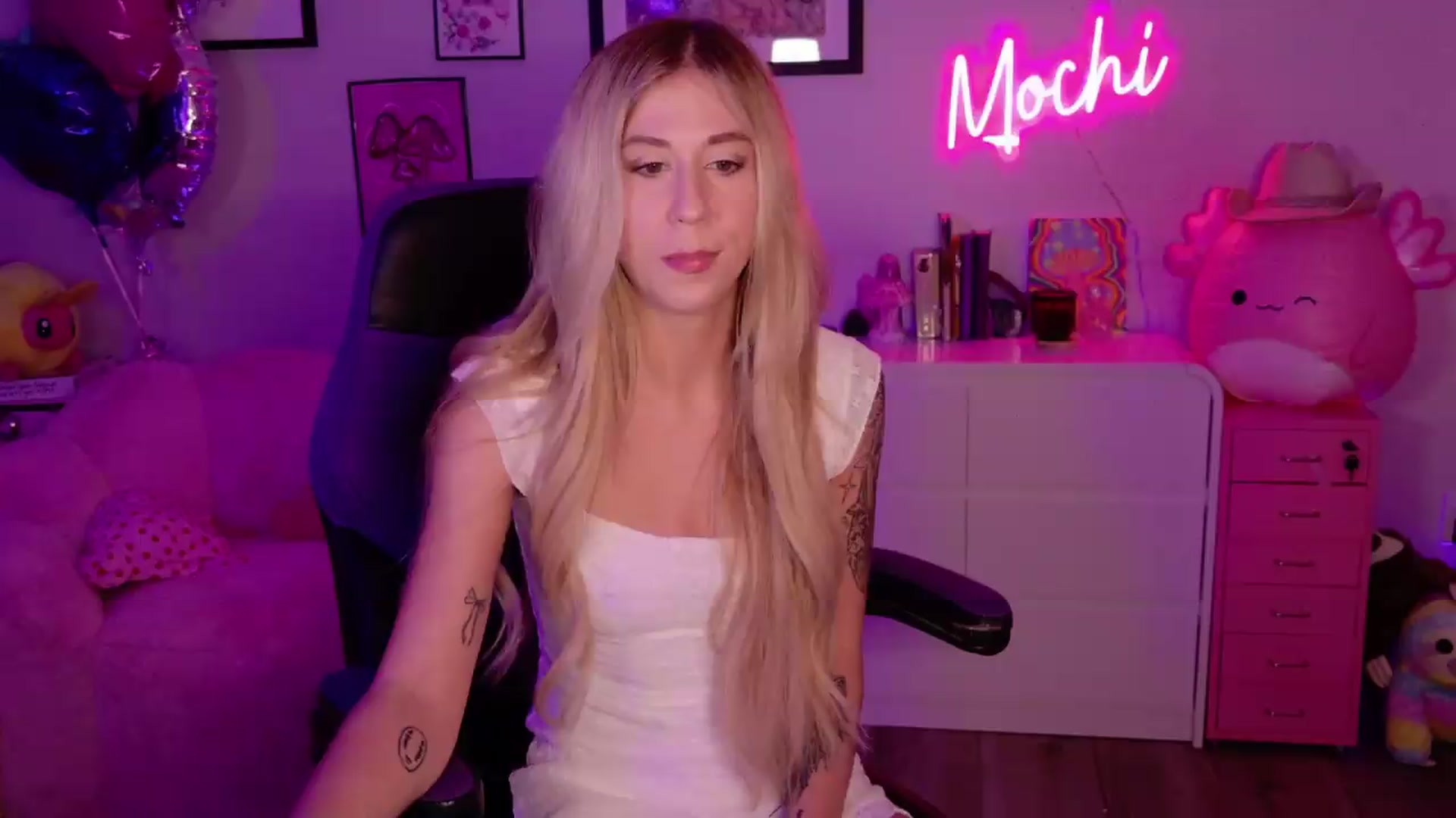 Gallery image thumbnail from Mochi's myfreecams stream on, 07/04/2026, 24:02 image 8 of 20