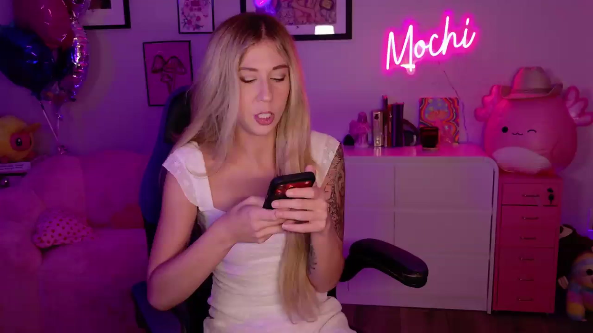 Gallery image thumbnail from Mochi's myfreecams stream on, 07/04/2026, 24:02 image 4 of 20