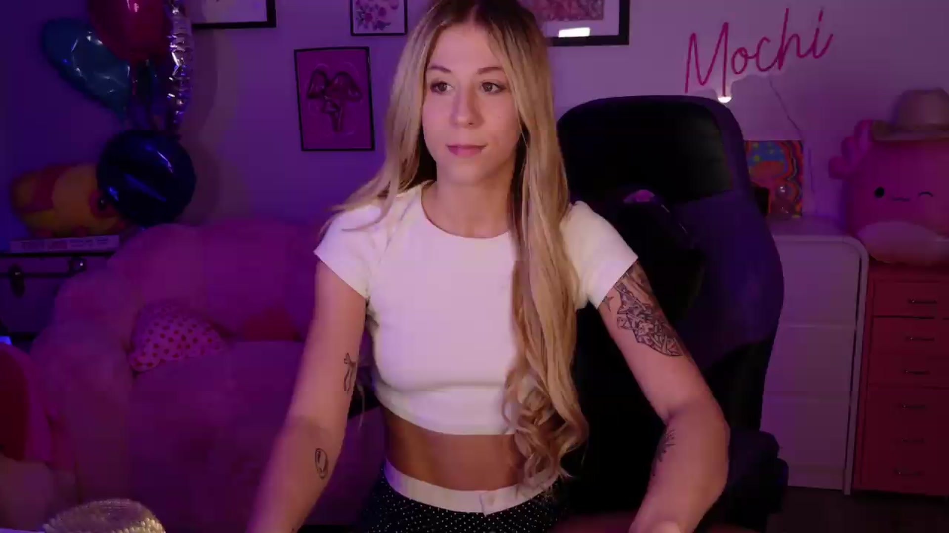 Gallery image thumbnail from Mochi's myfreecams stream on, 07/07/2026, 05:23 image 8 of 20