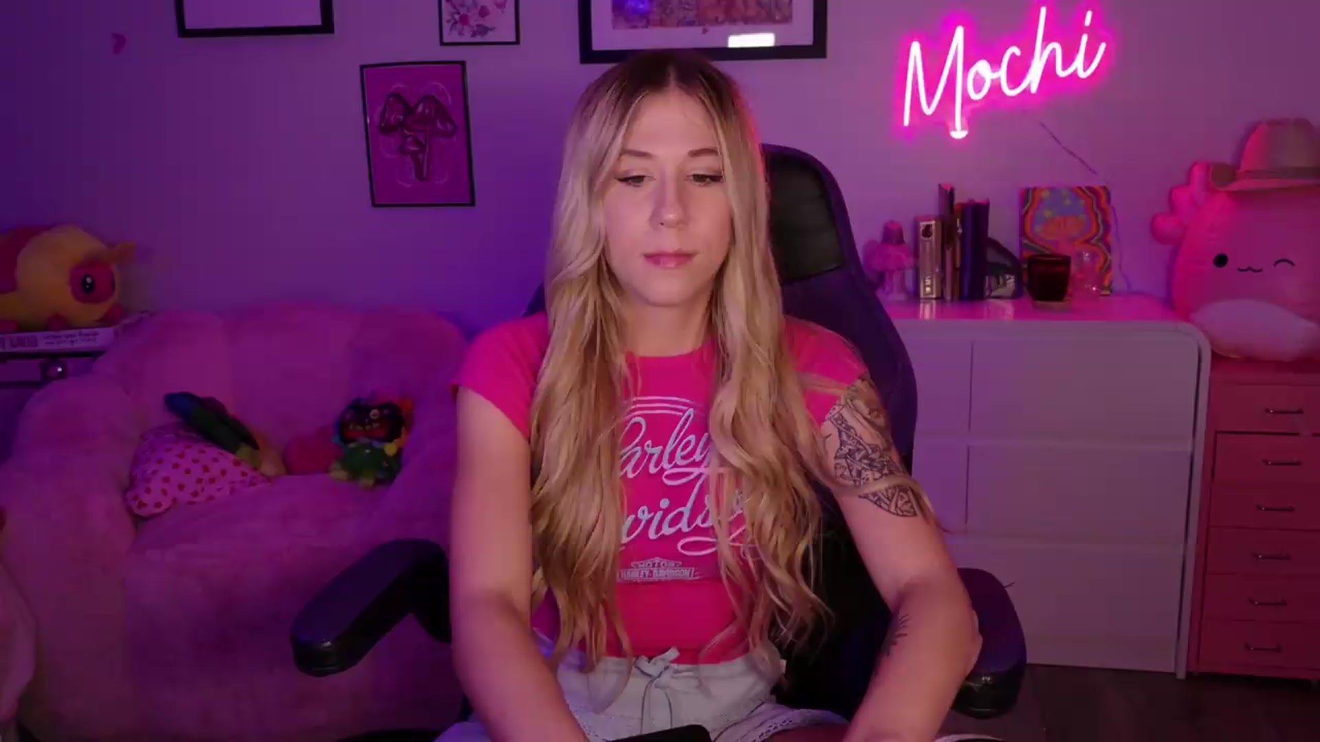 Gallery image thumbnail from Mochi's myfreecams stream on, 07/09/2026, 05:47 image 17 of 20