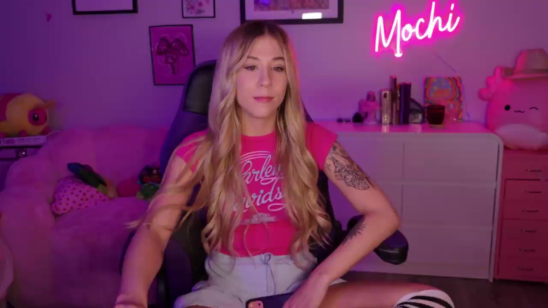 Gallery image thumbnail from Mochi's myfreecams stream on, 07/09/2026, 05:47 image 14 of 20