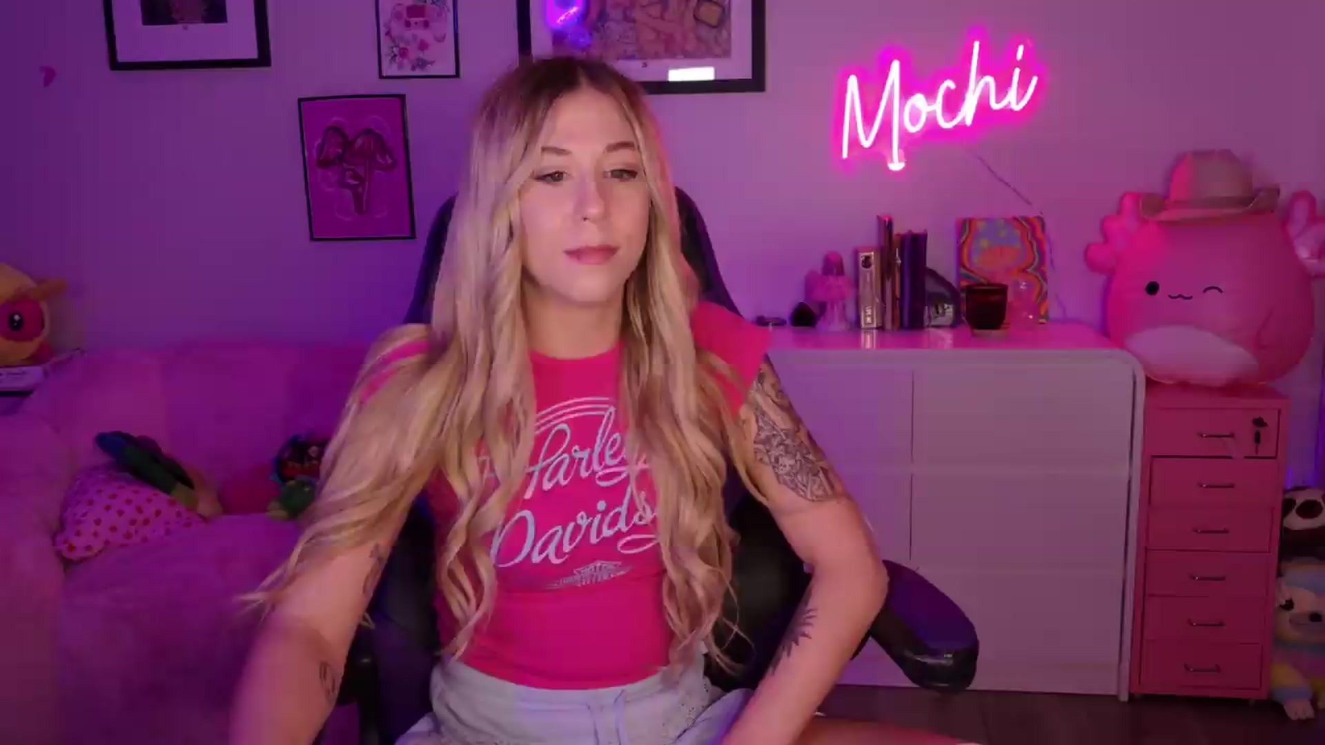 Gallery image thumbnail from Mochi's myfreecams stream on, 07/09/2026, 05:47 image 7 of 20