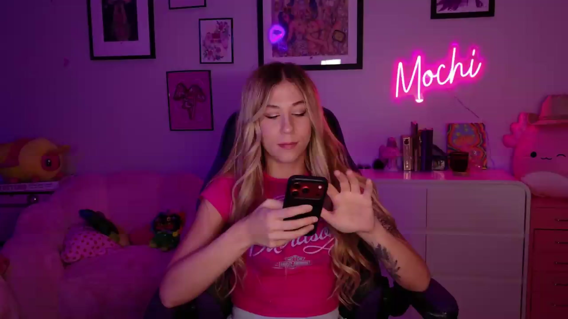 Gallery image thumbnail from Mochi's myfreecams stream on, 07/09/2026, 05:47 image 8 of 20