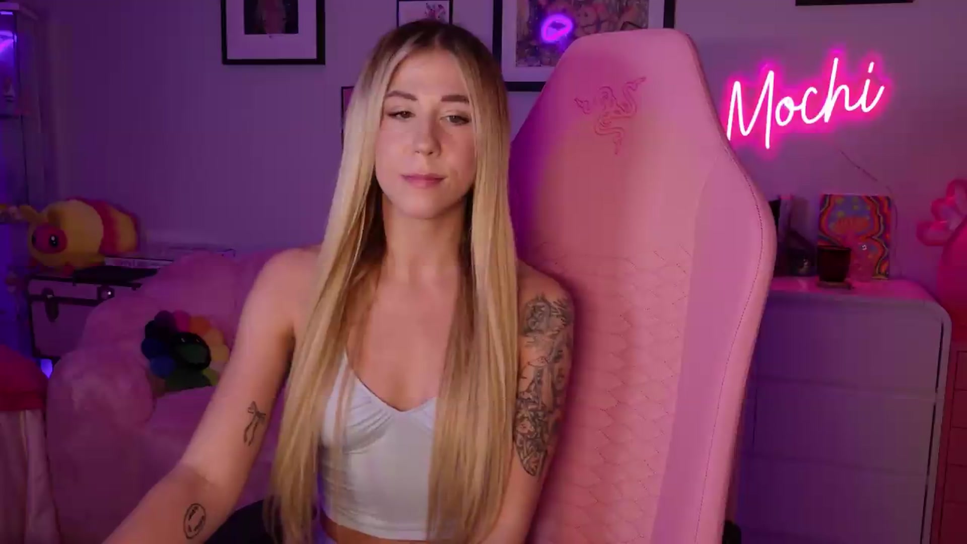Gallery image thumbnail from Mochi's myfreecams stream on, 09/04/2026, 03:38 image 11 of 20