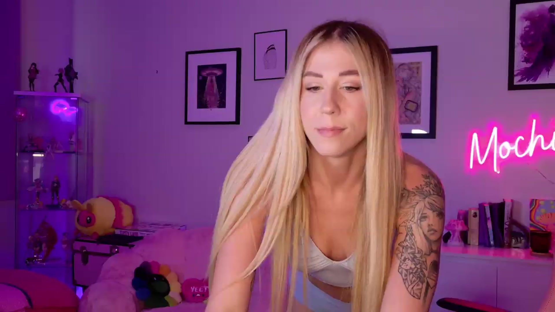 Gallery image thumbnail from Mochi's myfreecams stream on, 09/04/2026, 03:38 image 3 of 20
