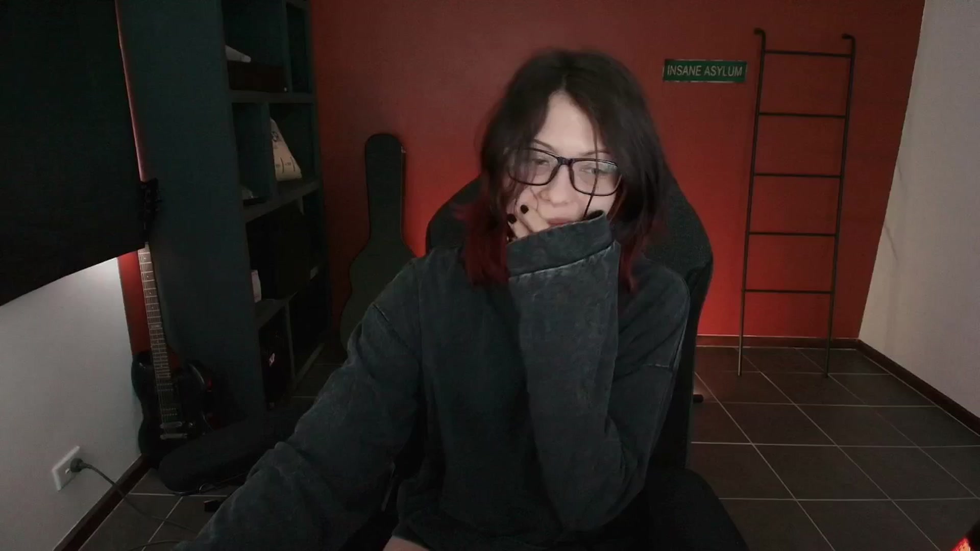 Gallery image thumbnail from Model's myfreecams stream on, 09/16/2025, 03:27 image 20 of 20