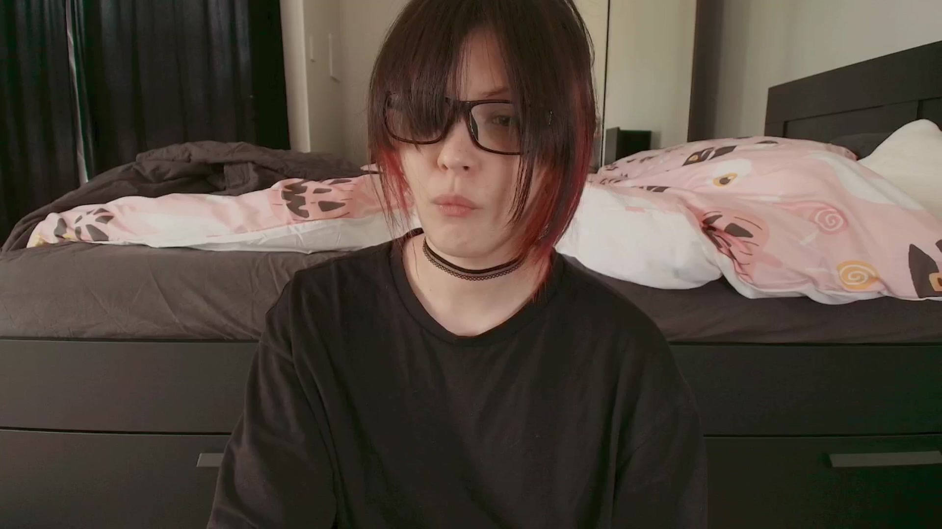 Gallery image thumbnail from Model's myfreecams stream on, 09/19/2025, 05:10 image 1 of 20