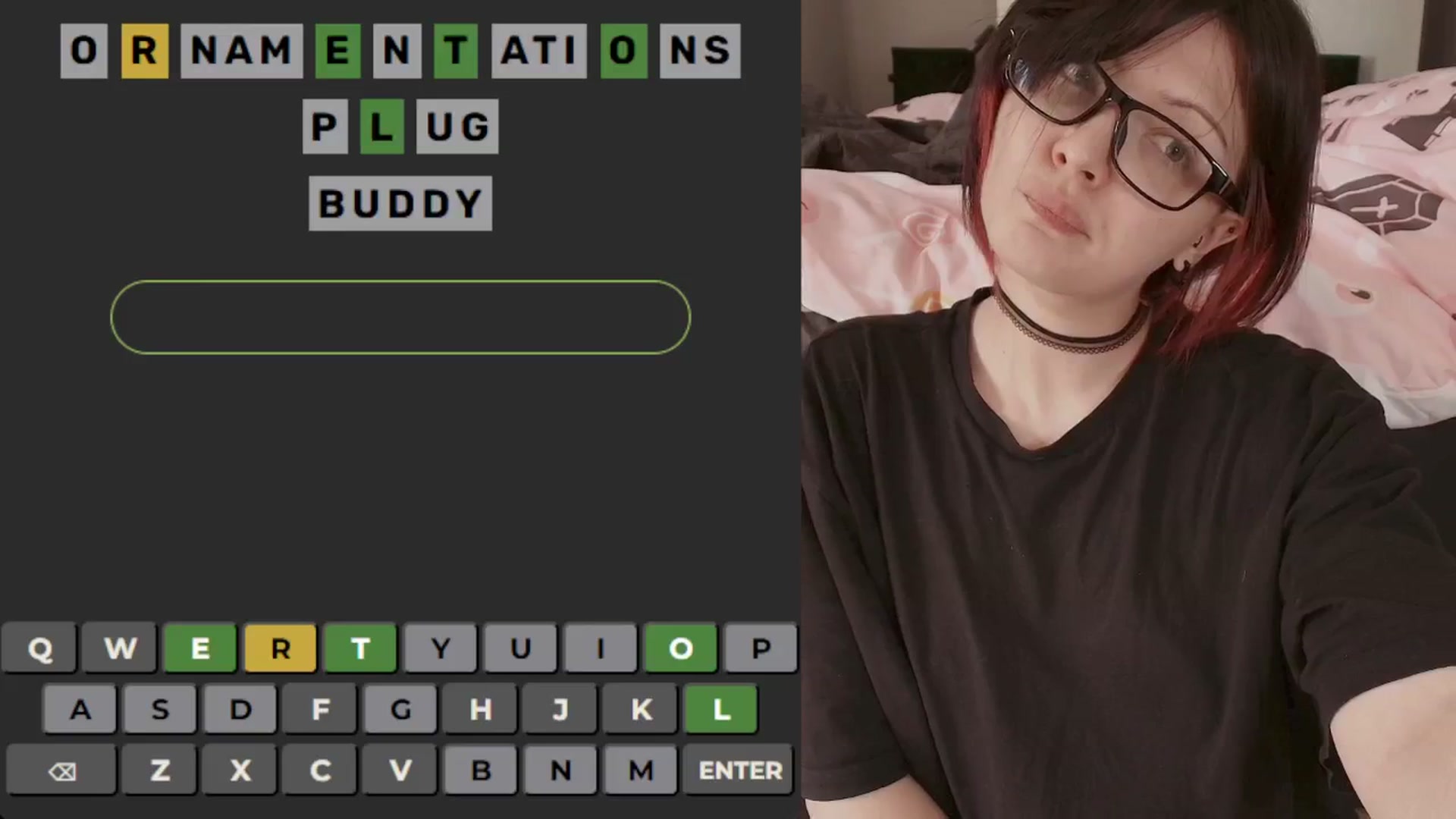 Gallery image thumbnail from Model's myfreecams stream on, 09/19/2025, 05:10 image 17 of 20