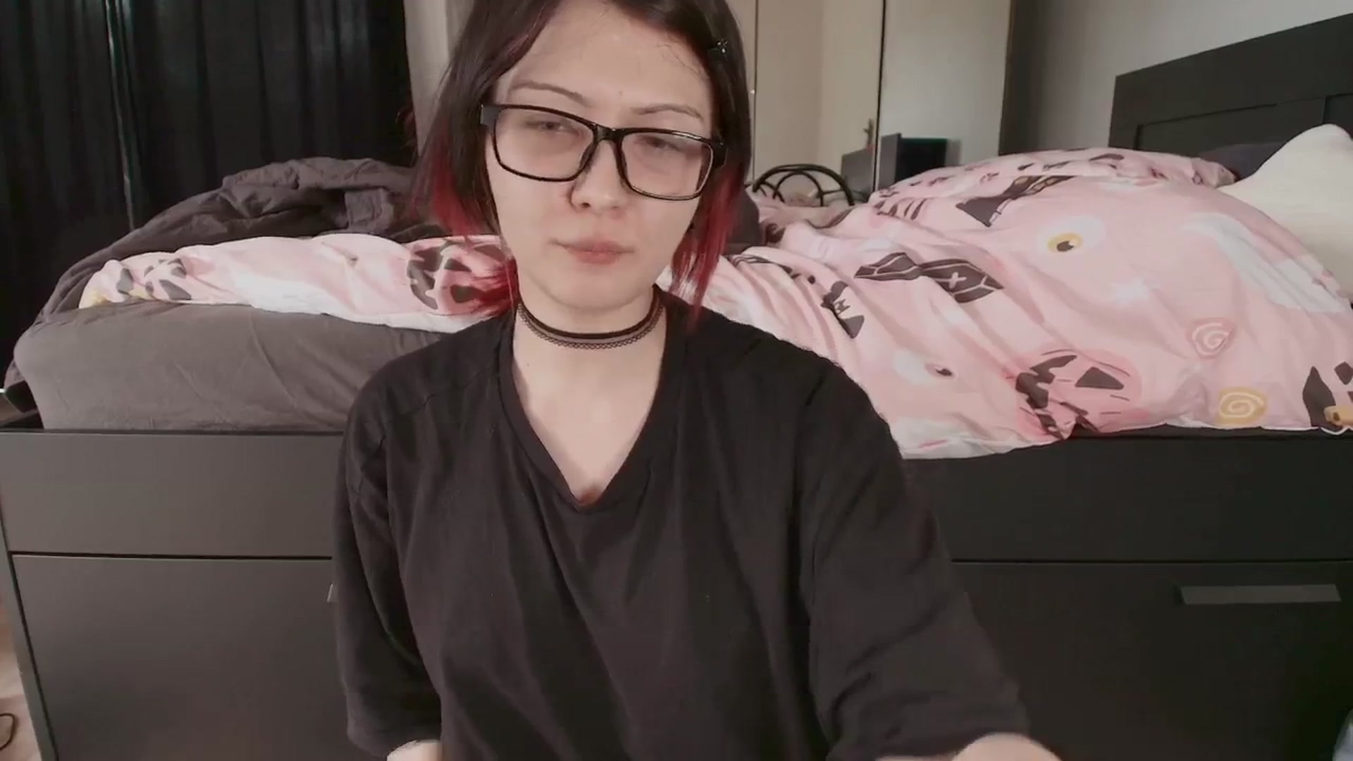 Gallery image thumbnail from Model's myfreecams stream on, 09/19/2025, 05:10 image 9 of 20