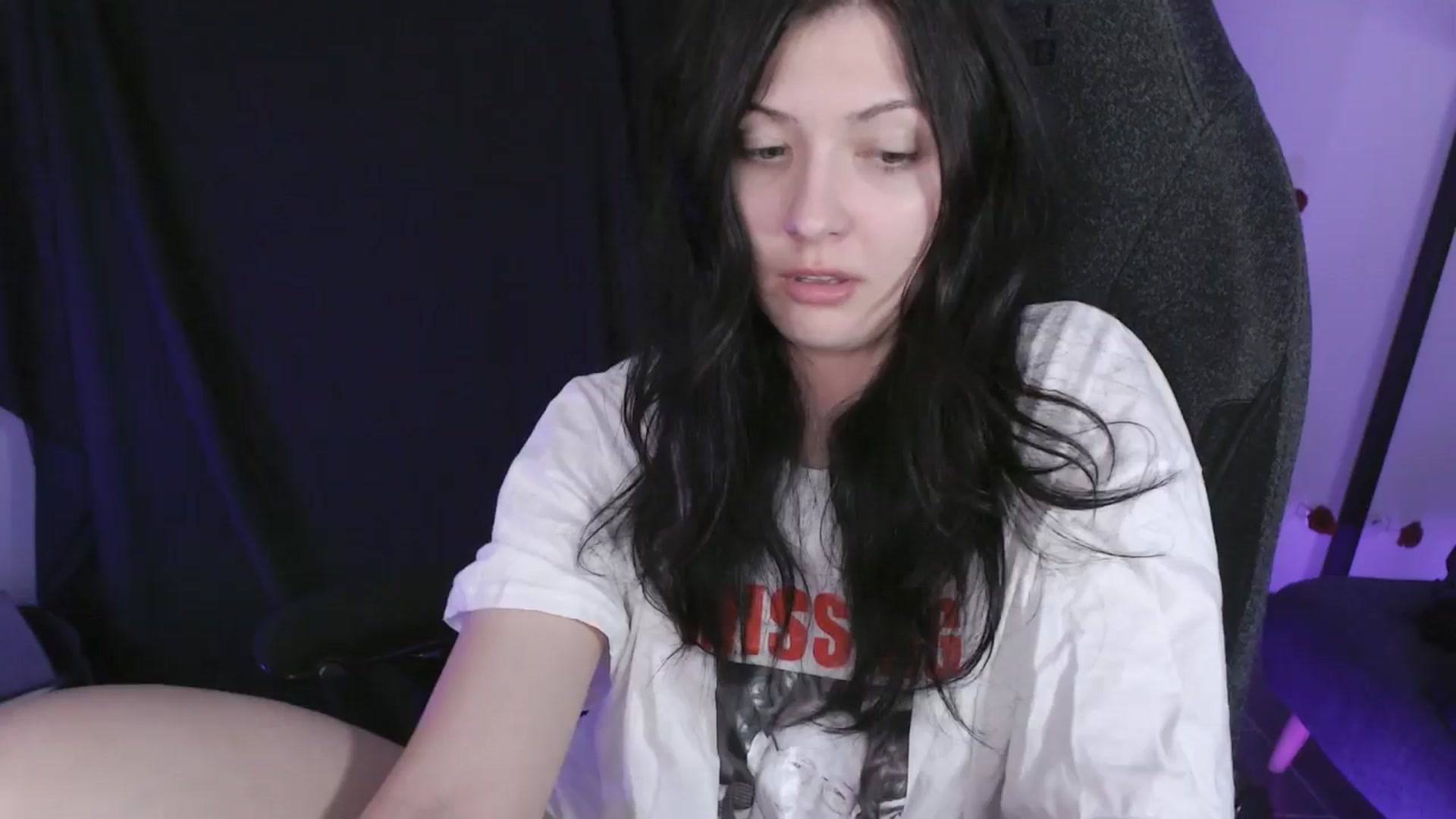 Gallery image thumbnail from ModelN7041's myfreecams stream on, 03/25/2024, 07:31 image 15 of 20