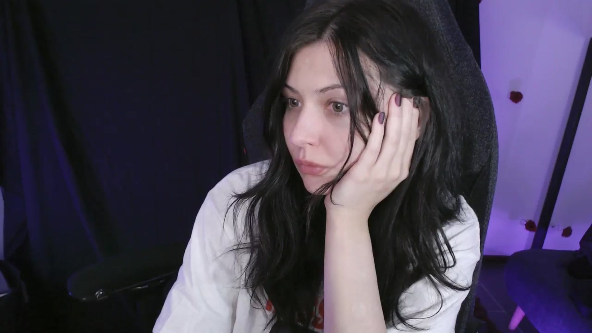 Gallery image thumbnail from ModelN7041's myfreecams stream on, 03/25/2024, 07:31 image 18 of 20