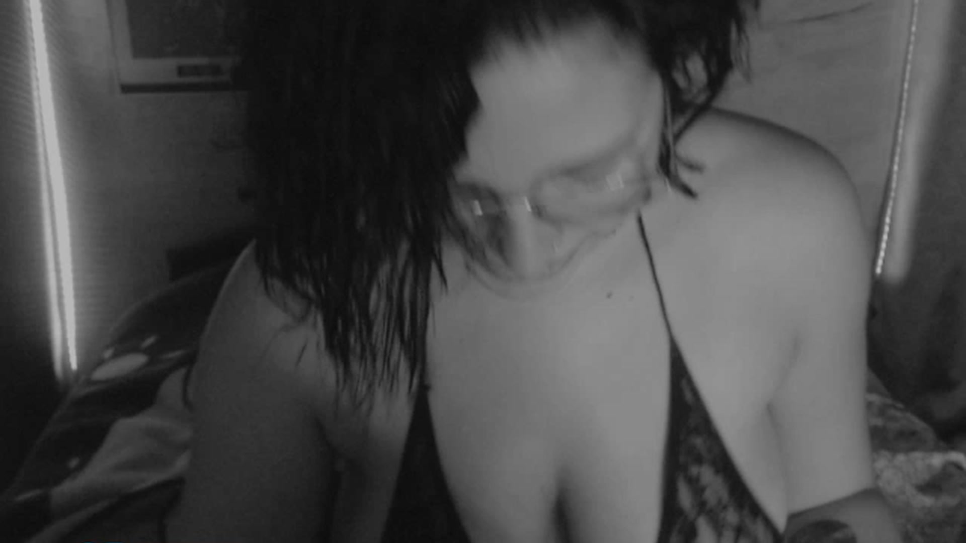 Gallery image thumbnail from Mofdragons's myfreecams stream on, 01/18/2024, 06:23 image 8 of 20