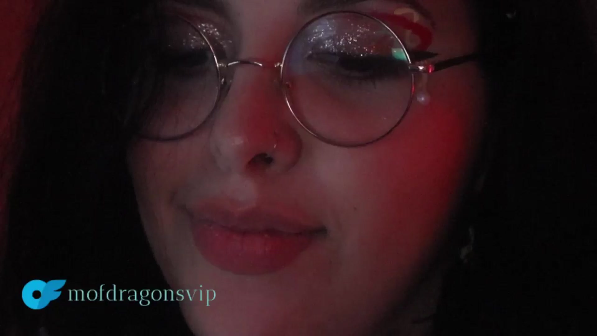Gallery image thumbnail from Mofdragons's myfreecams stream on, 12/21/2024, 03:08 image 12 of 20