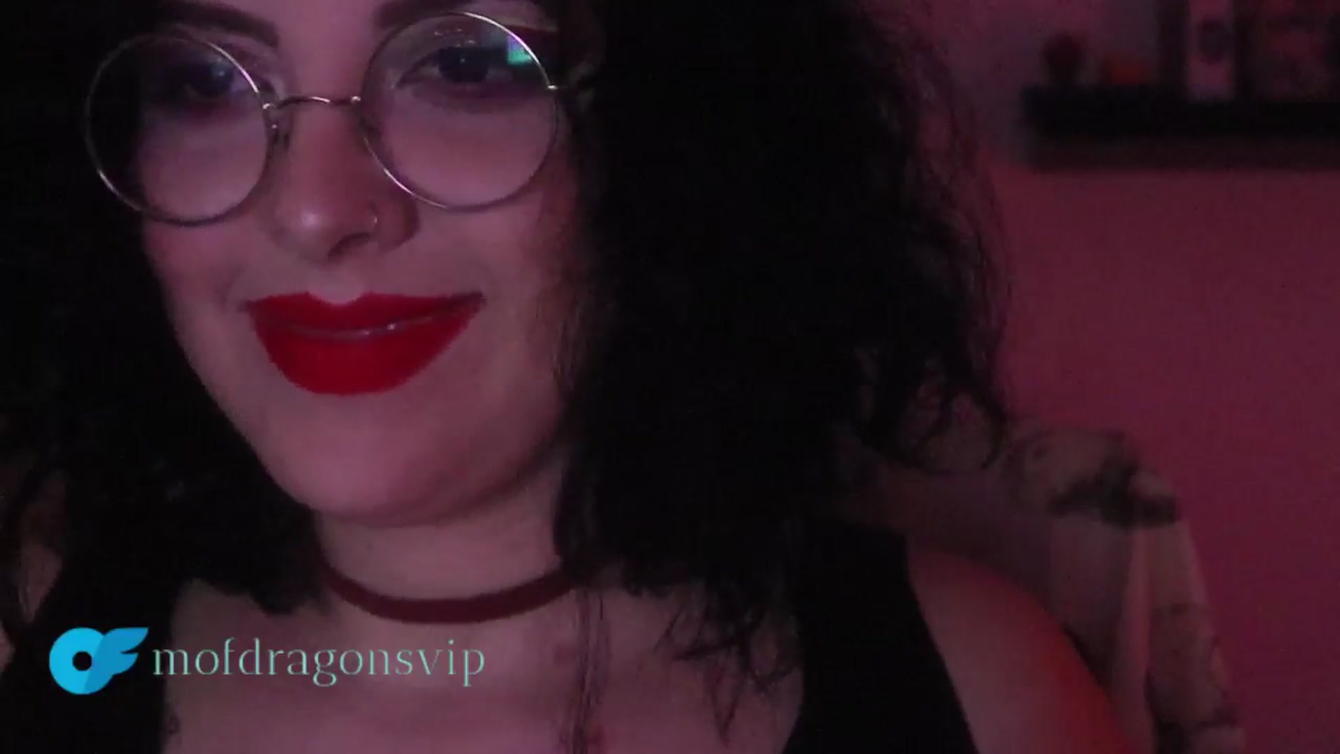 Gallery image thumbnail from Mofdragons's myfreecams stream on, 12/25/2024, 03:53 image 6 of 20