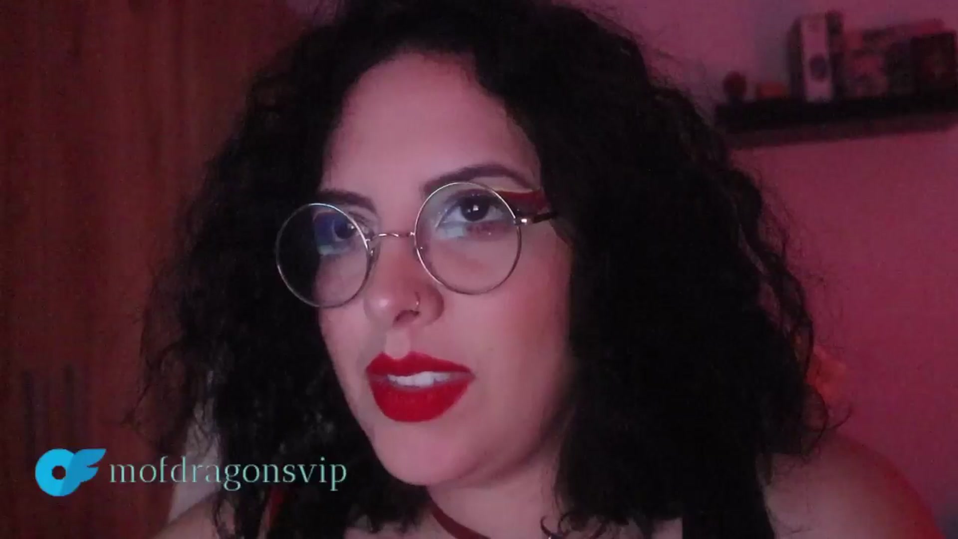 Gallery image thumbnail from Mofdragons's myfreecams stream on, 12/25/2024, 03:53 image 19 of 20