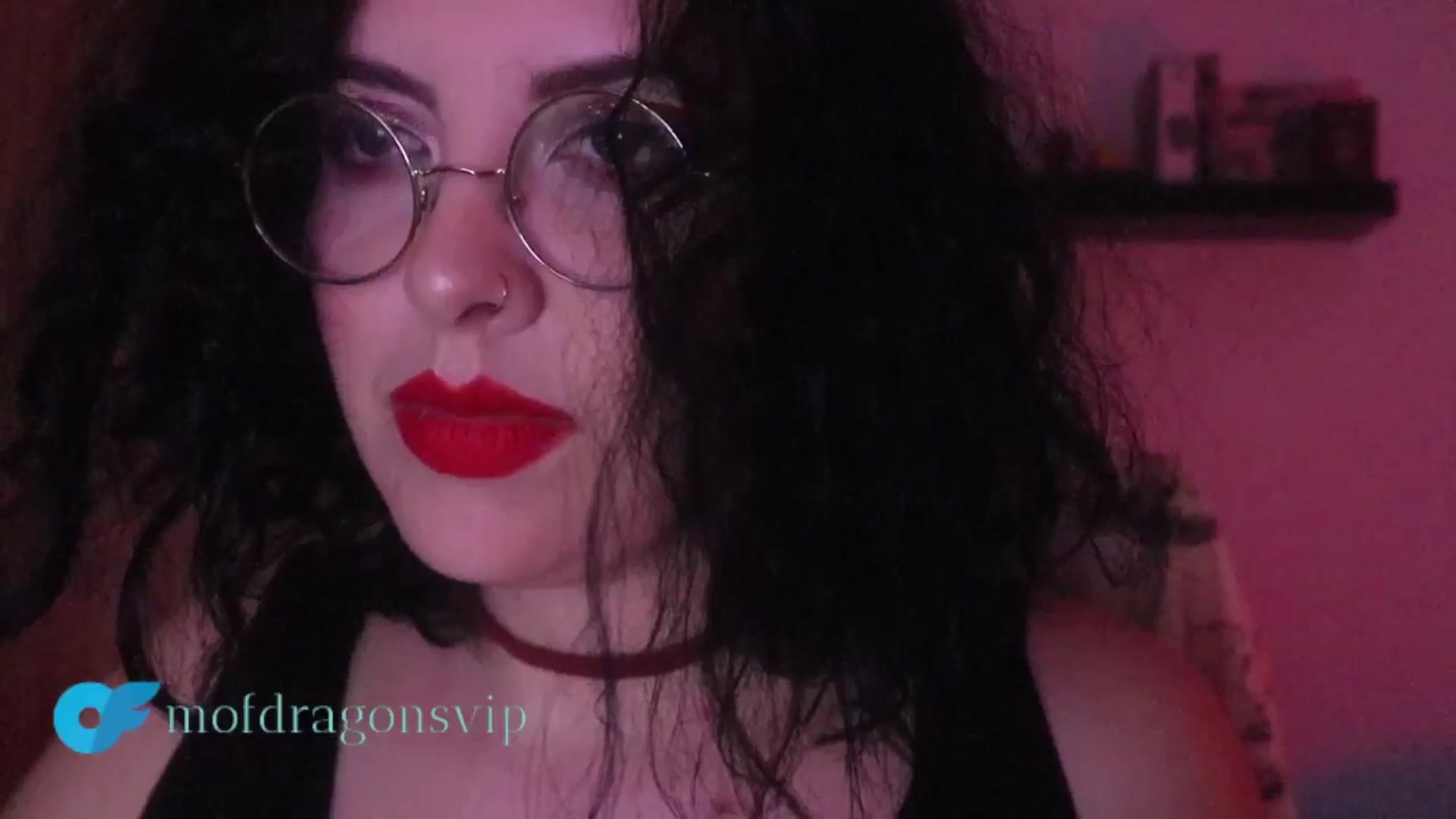 Gallery image thumbnail from Mofdragons's myfreecams stream on, 12/25/2024, 03:53 image 7 of 20