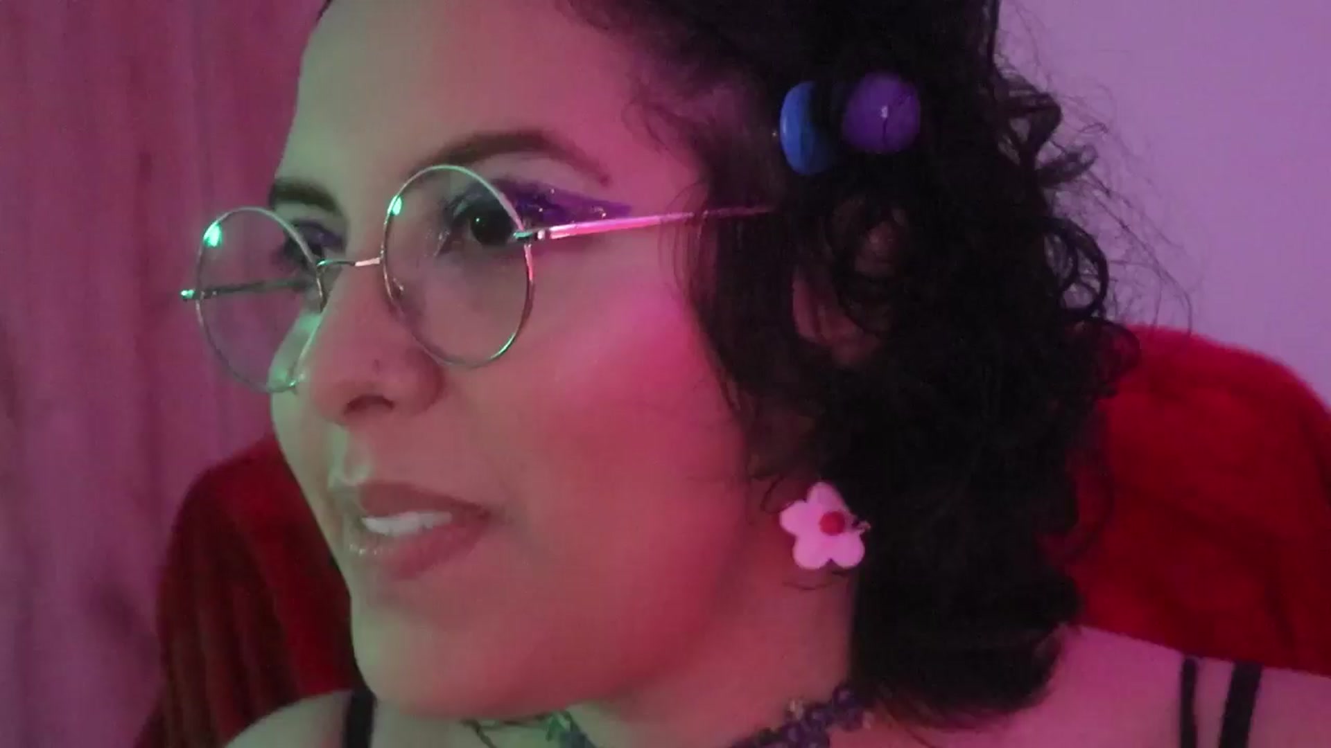 Gallery image thumbnail from Mofdragons's myfreecams stream on, 01/15/2025, 05:44 image 5 of 20