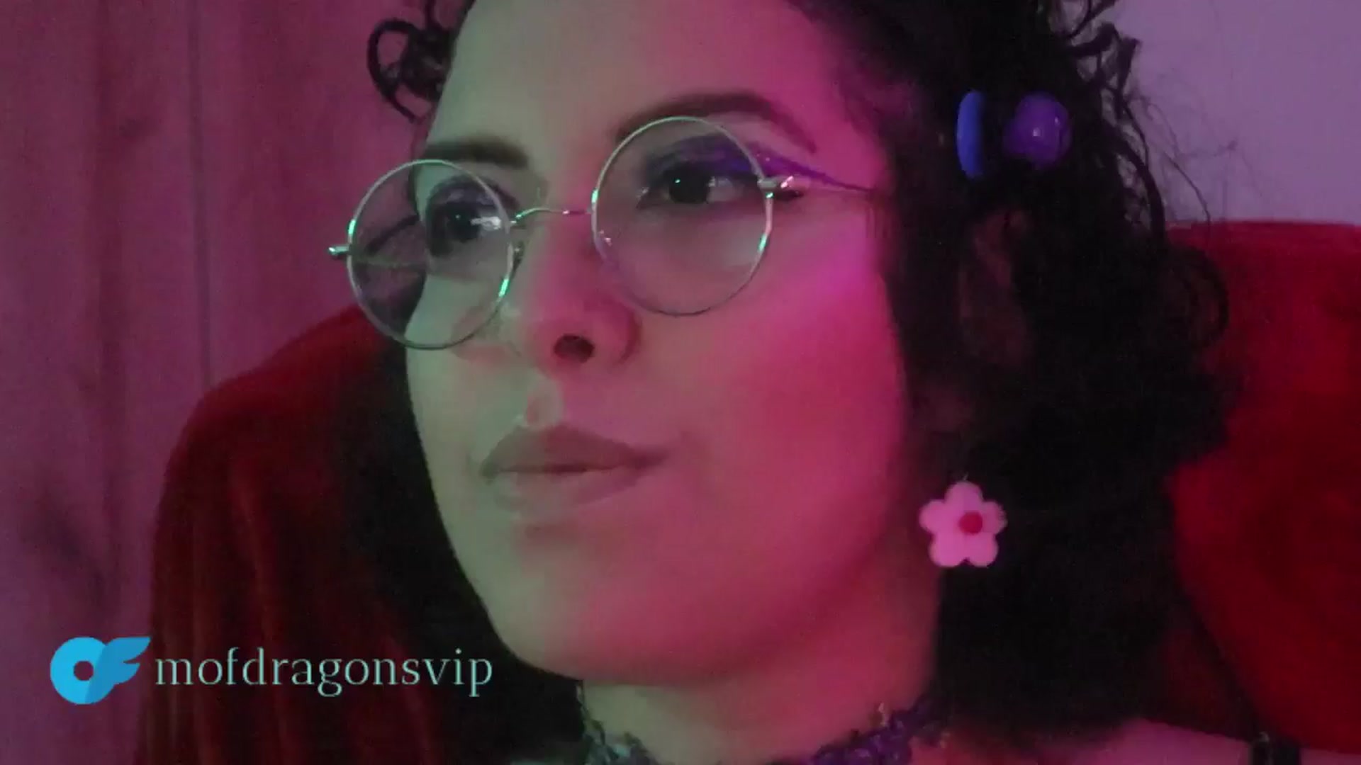 Gallery image thumbnail from Mofdragons's myfreecams stream on, 01/15/2025, 05:44 image 12 of 20