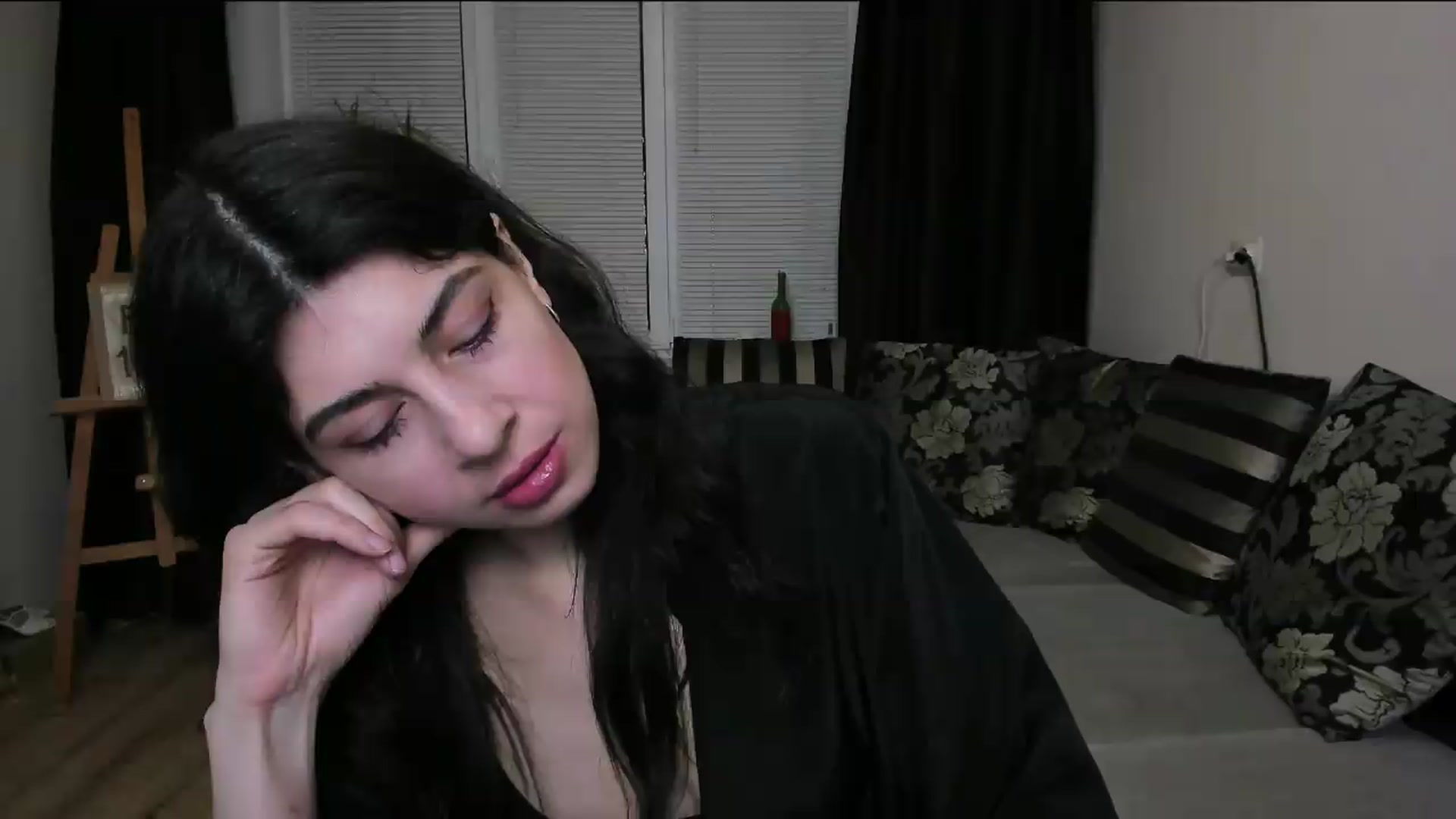 Gallery image thumbnail from Molaganna's myfreecams stream on, 06/02/2026, 23:34 image 1 of 20