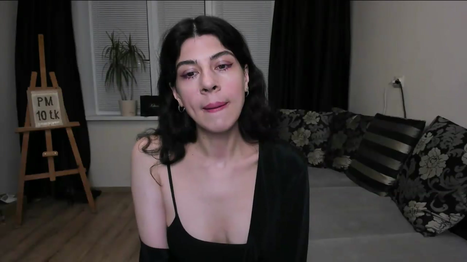 Gallery image thumbnail from Molaganna's myfreecams stream on, 06/02/2026, 23:34 image 6 of 20