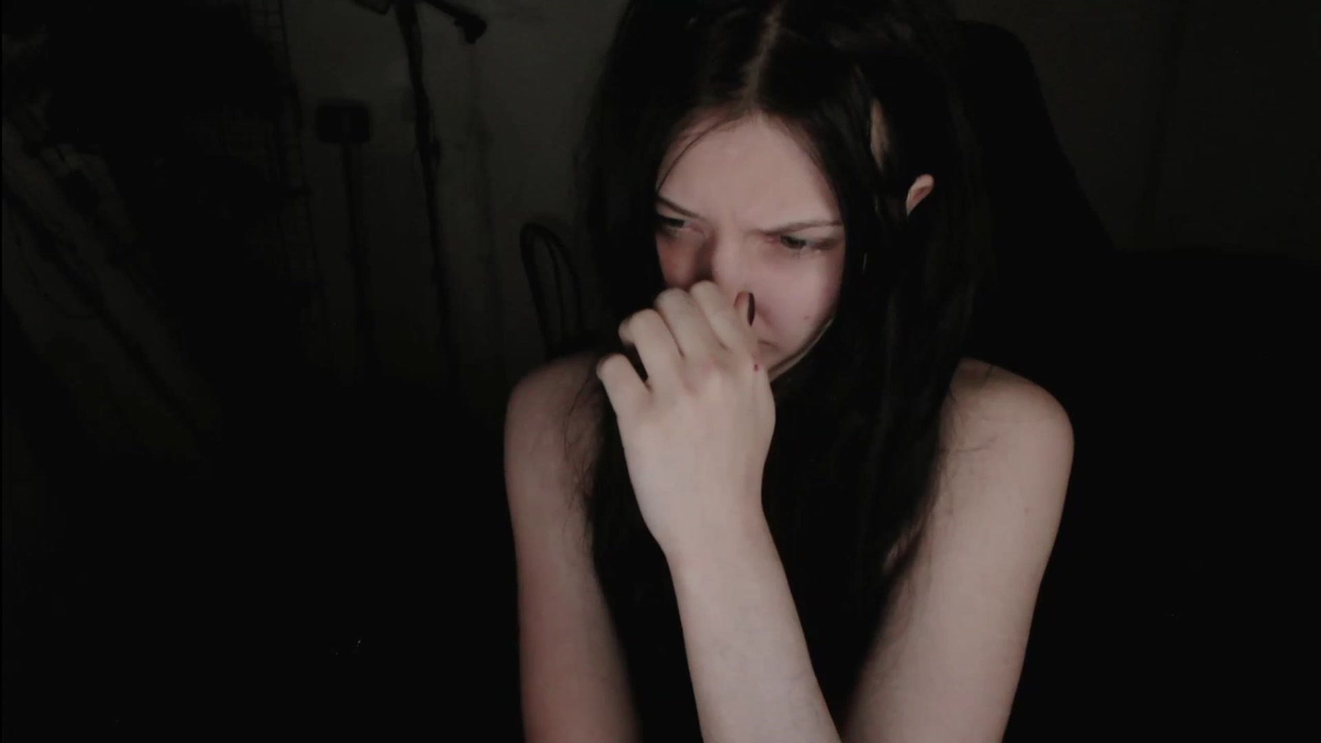 Gallery image thumbnail from MoldyTeeth's myfreecams stream on, 05/22/2023, 04:16 image 8 of 20