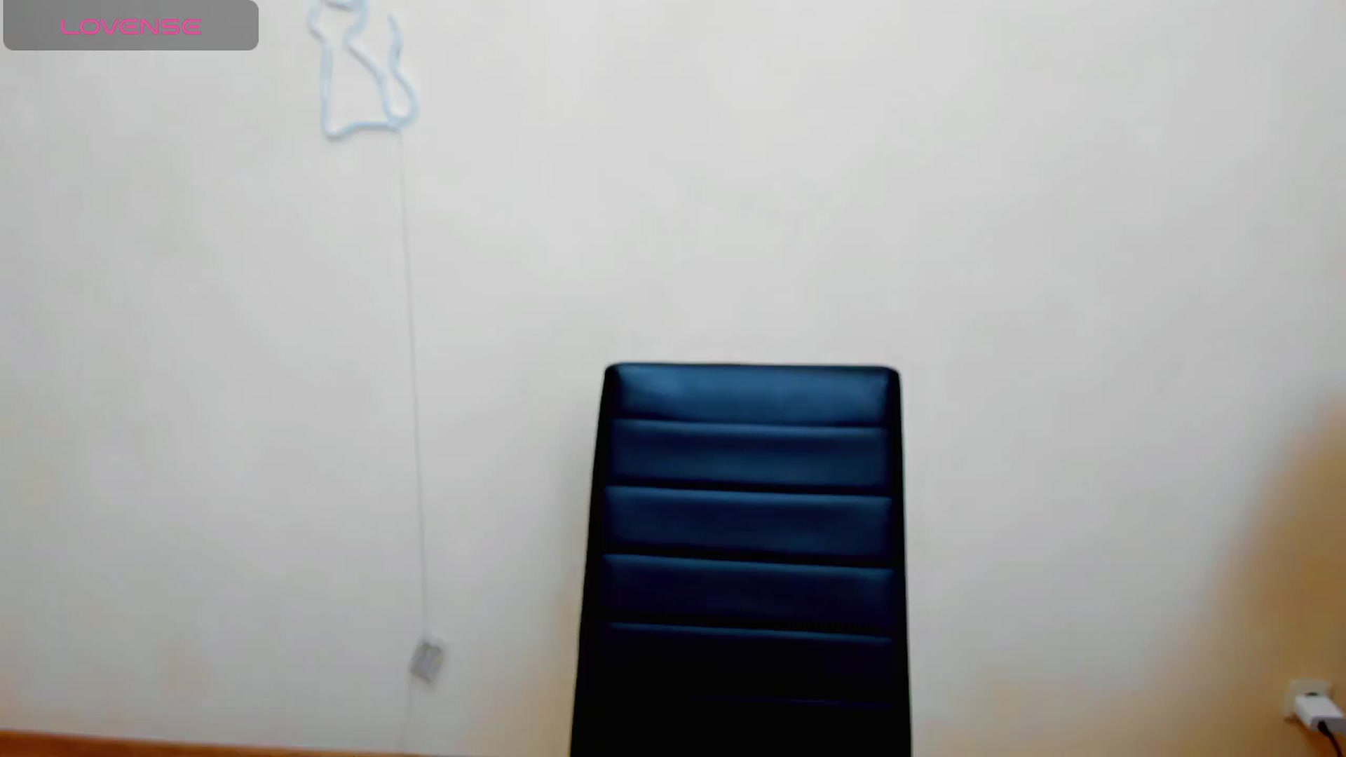 Gallery image thumbnail from MoliDrest's myfreecams stream on, 11/18/2024, 16:46 image 8 of 20