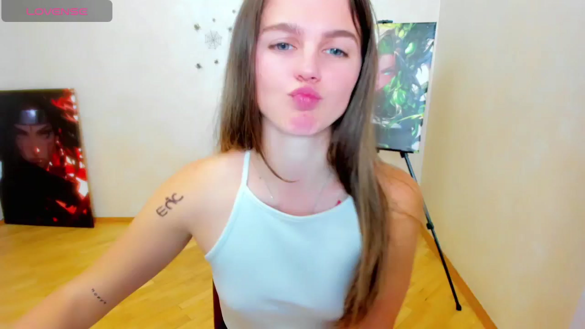 Gallery image thumbnail from MoliDrest's myfreecams stream on, 11/20/2024, 14:44 image 12 of 20