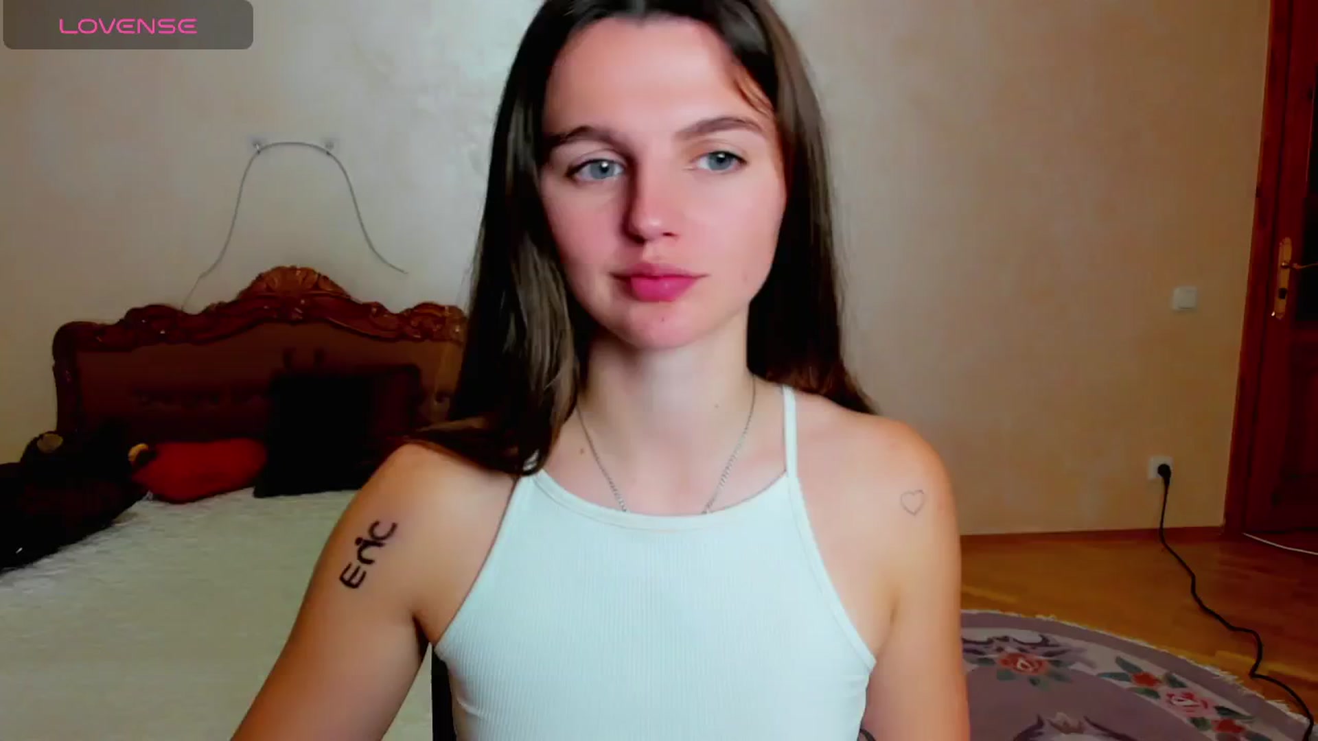 Gallery image thumbnail from MoliDrest's myfreecams stream on, 11/20/2024, 17:21 image 13 of 20