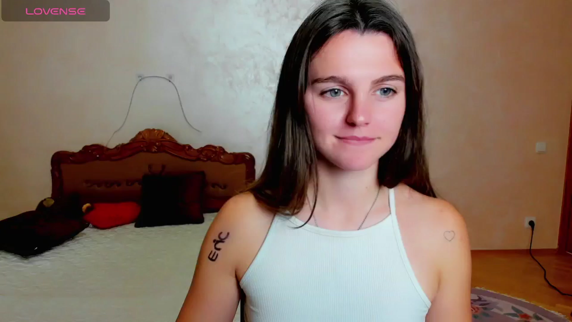 Gallery image thumbnail from MoliDrest's myfreecams stream on, 11/20/2024, 17:21 image 1 of 20