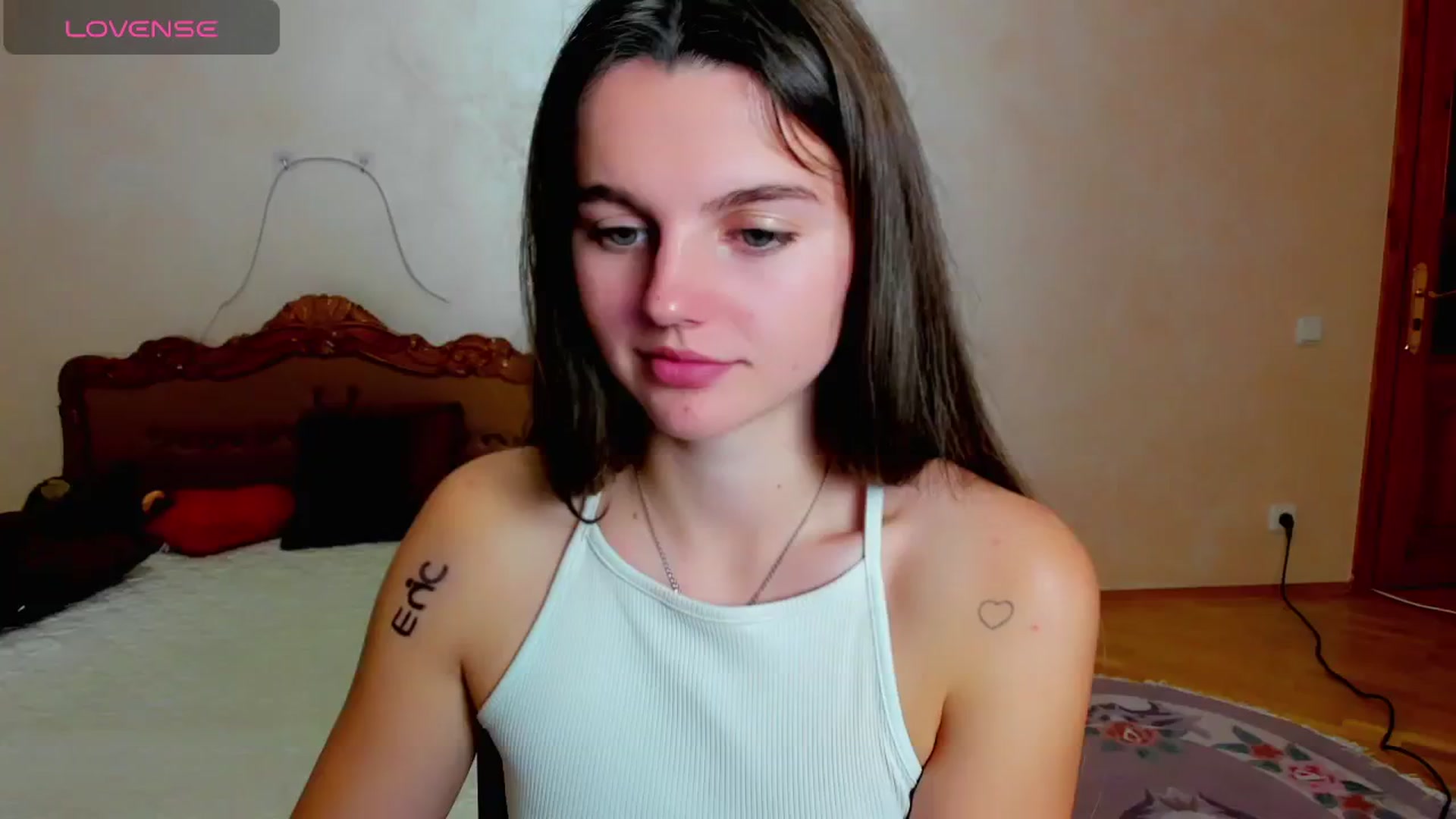 Gallery image thumbnail from MoliDrest's myfreecams stream on, 11/20/2024, 17:21 image 12 of 20