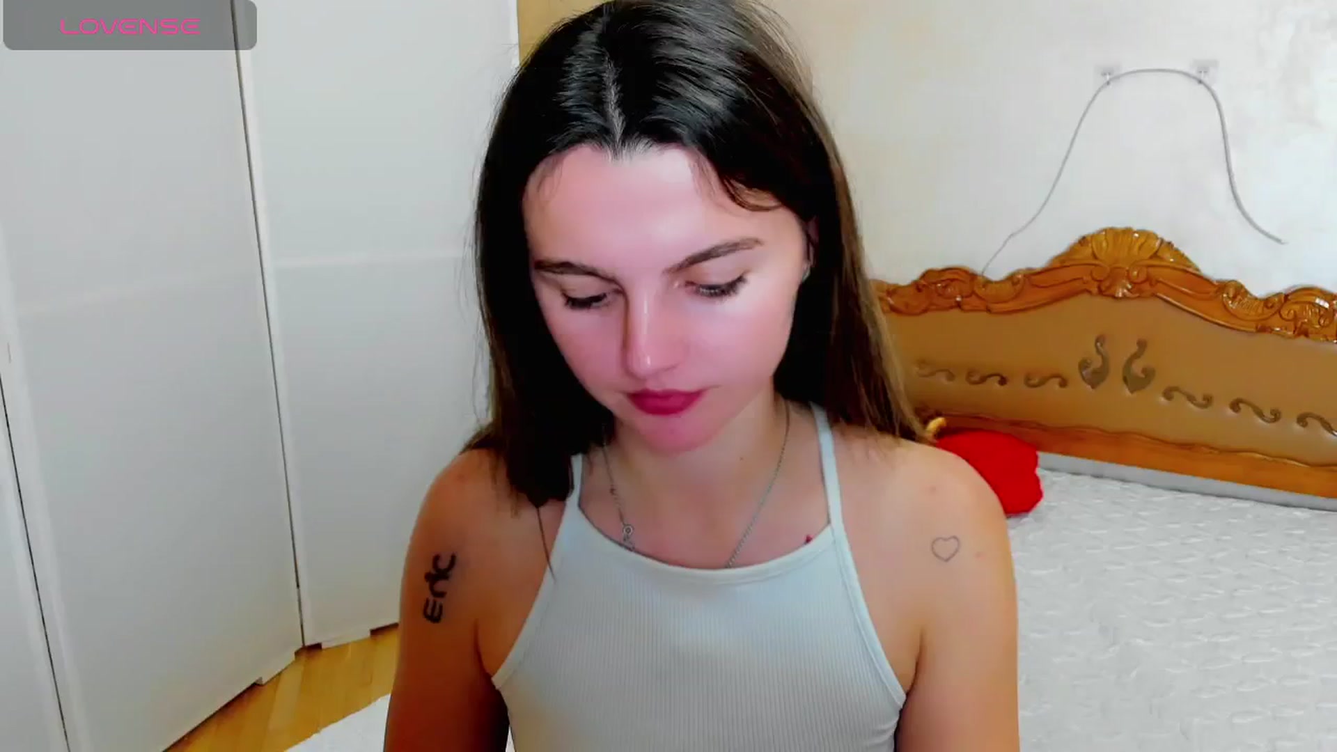 Gallery image thumbnail from MoliDrest's myfreecams stream on, 11/20/2024, 18:51 image 2 of 20