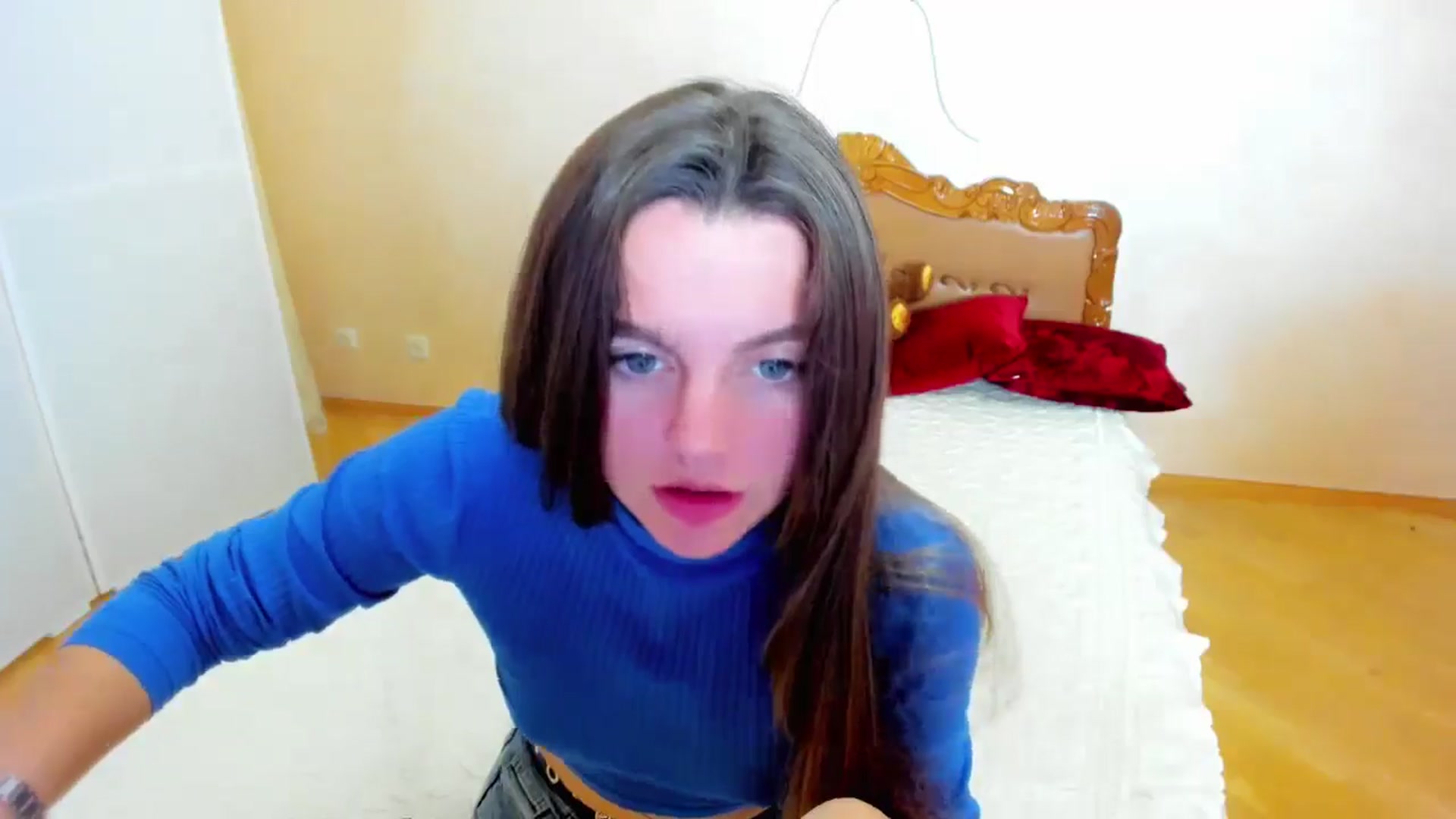 Gallery image thumbnail from MoliDrest's myfreecams stream on, 11/21/2024, 14:51 image 3 of 20