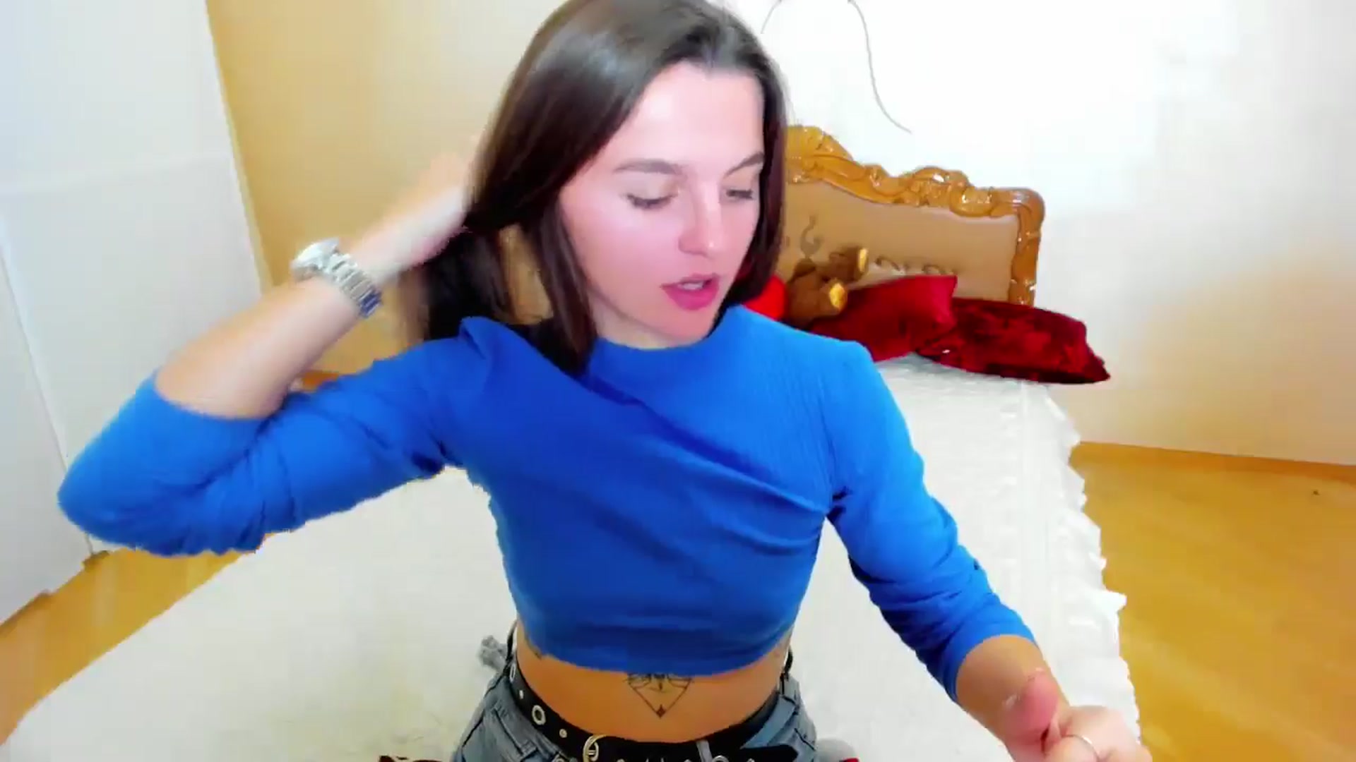 Gallery image thumbnail from MoliDrest's myfreecams stream on, 11/21/2024, 14:51 image 2 of 20