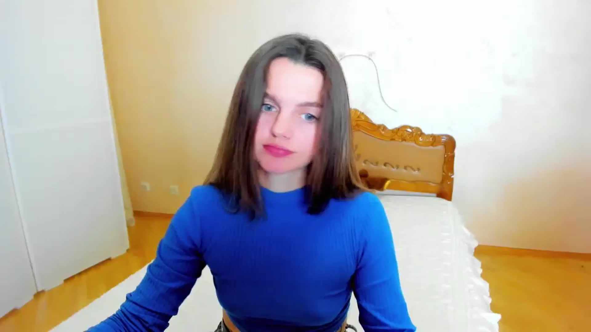 Gallery image thumbnail from MoliDrest's myfreecams stream on, 11/21/2024, 15:25 image 3 of 20