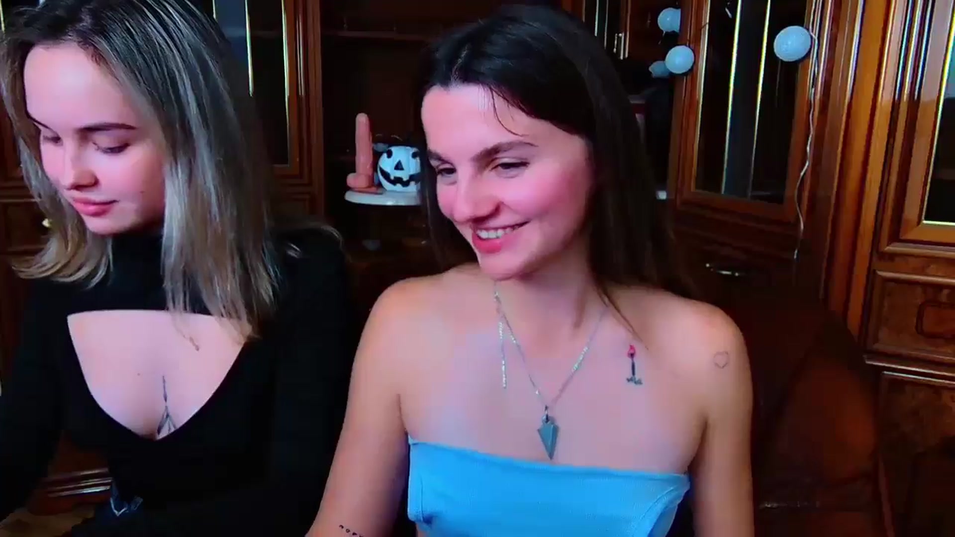 Gallery image thumbnail from MoliDrest's myfreecams stream on, 11/22/2024, 16:36 image 20 of 20