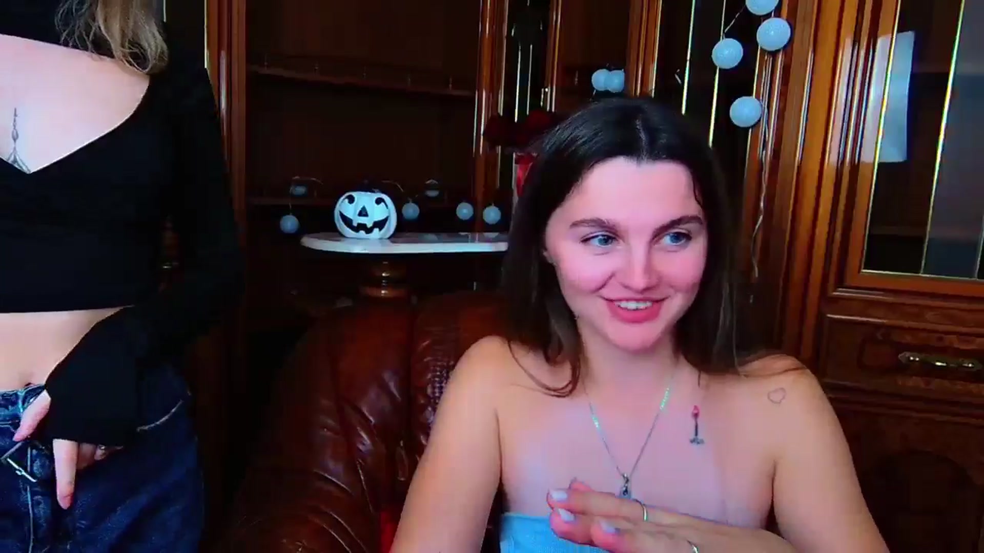 Gallery image thumbnail from MoliDrest's myfreecams stream on, 11/22/2024, 19:03 image 20 of 20