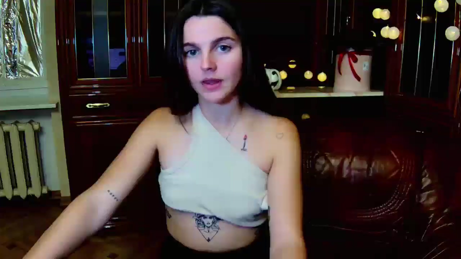 Gallery image thumbnail from MoliDrest's myfreecams stream on, 11/23/2024, 17:34 image 18 of 20