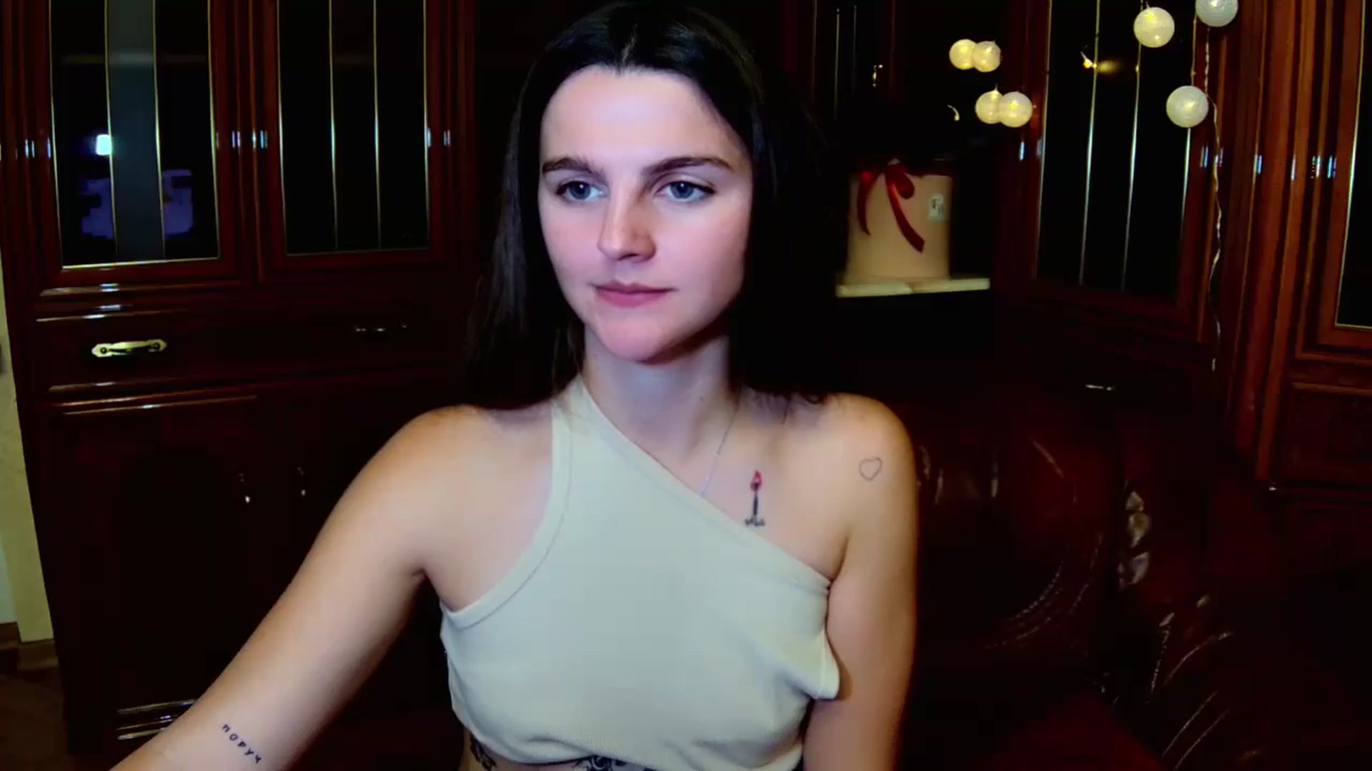 Gallery image thumbnail from MoliDrest's myfreecams stream on, 11/23/2024, 22:29 image 1 of 20