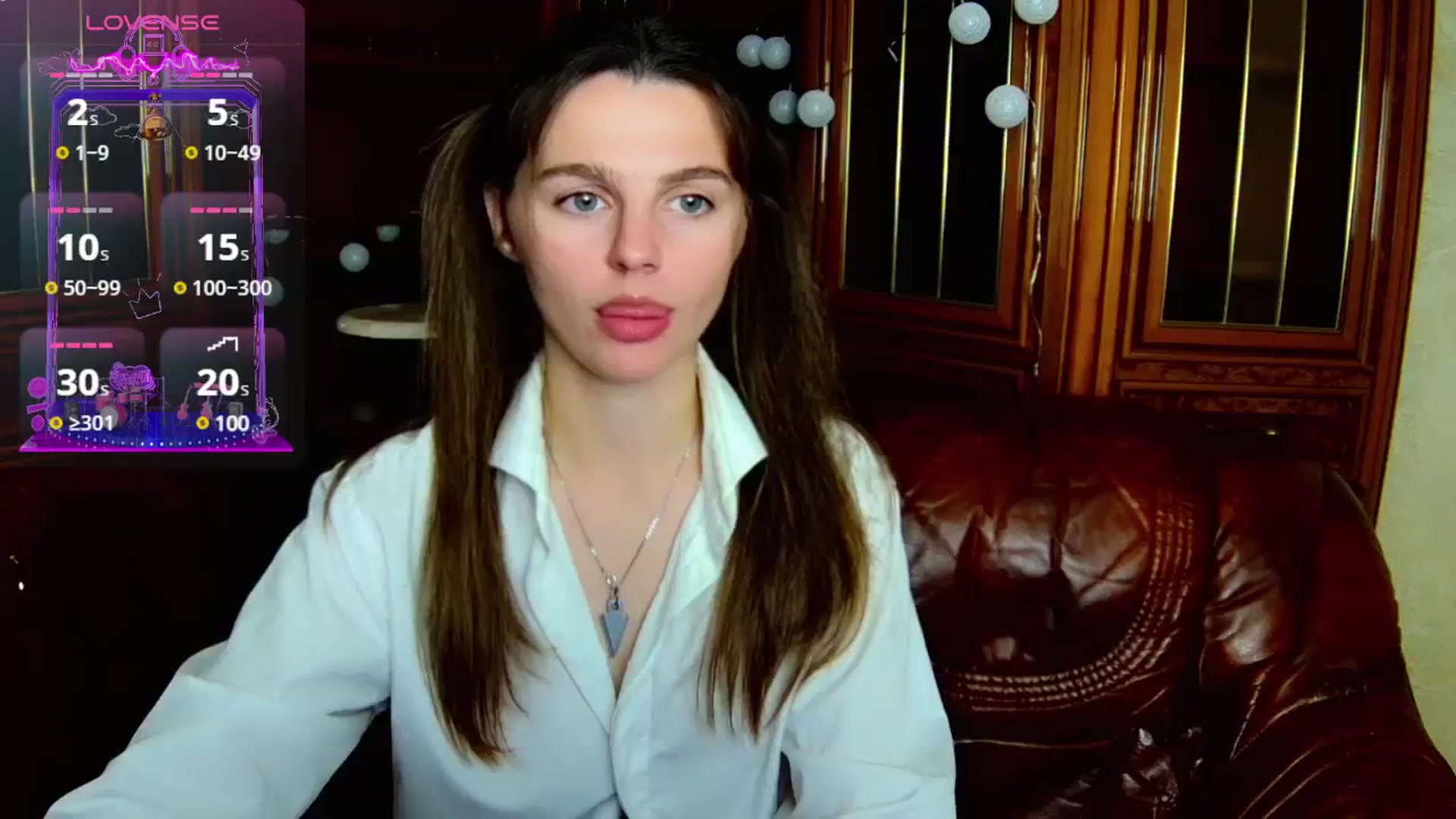 Gallery image thumbnail from MoliDrest's myfreecams stream on, 11/26/2024, 16:19 image 6 of 20