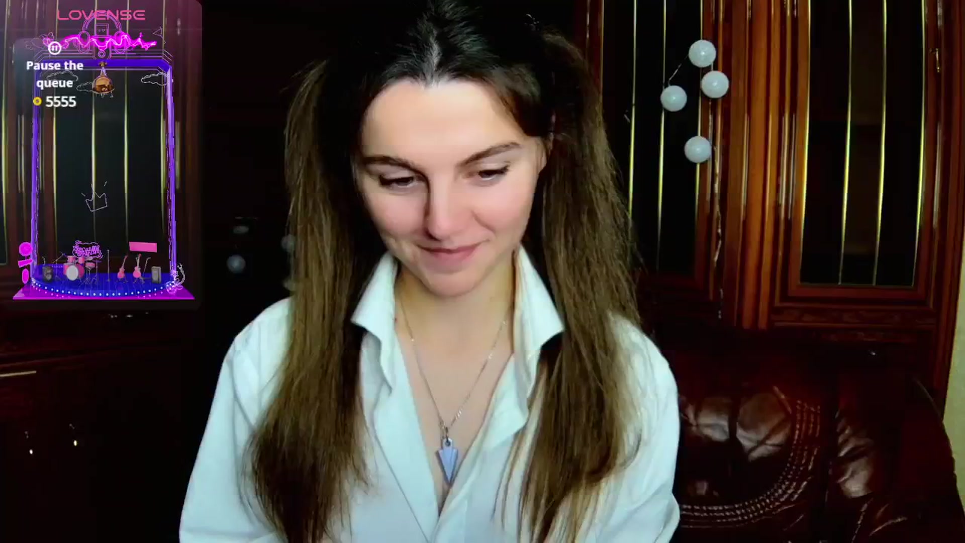Gallery image thumbnail from MoliDrest's myfreecams stream on, 11/26/2024, 16:19 image 19 of 20